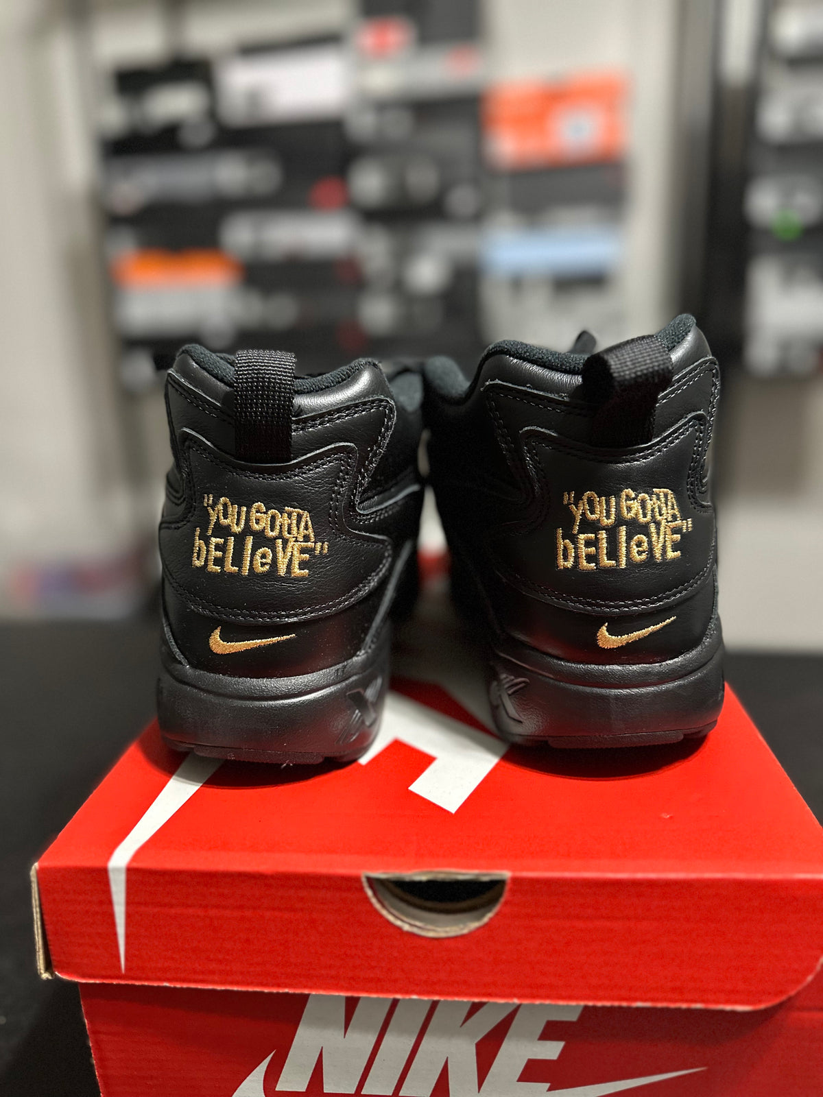 Size 12 - Diamond Turf Signing Day