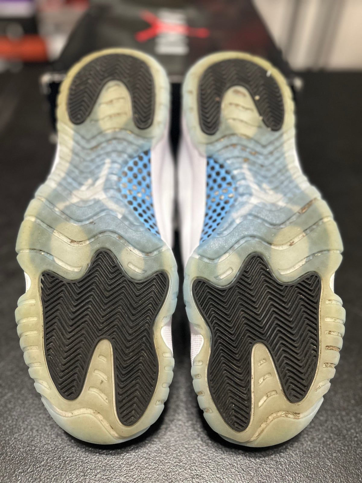 Size 11.5 - J11 legend blue