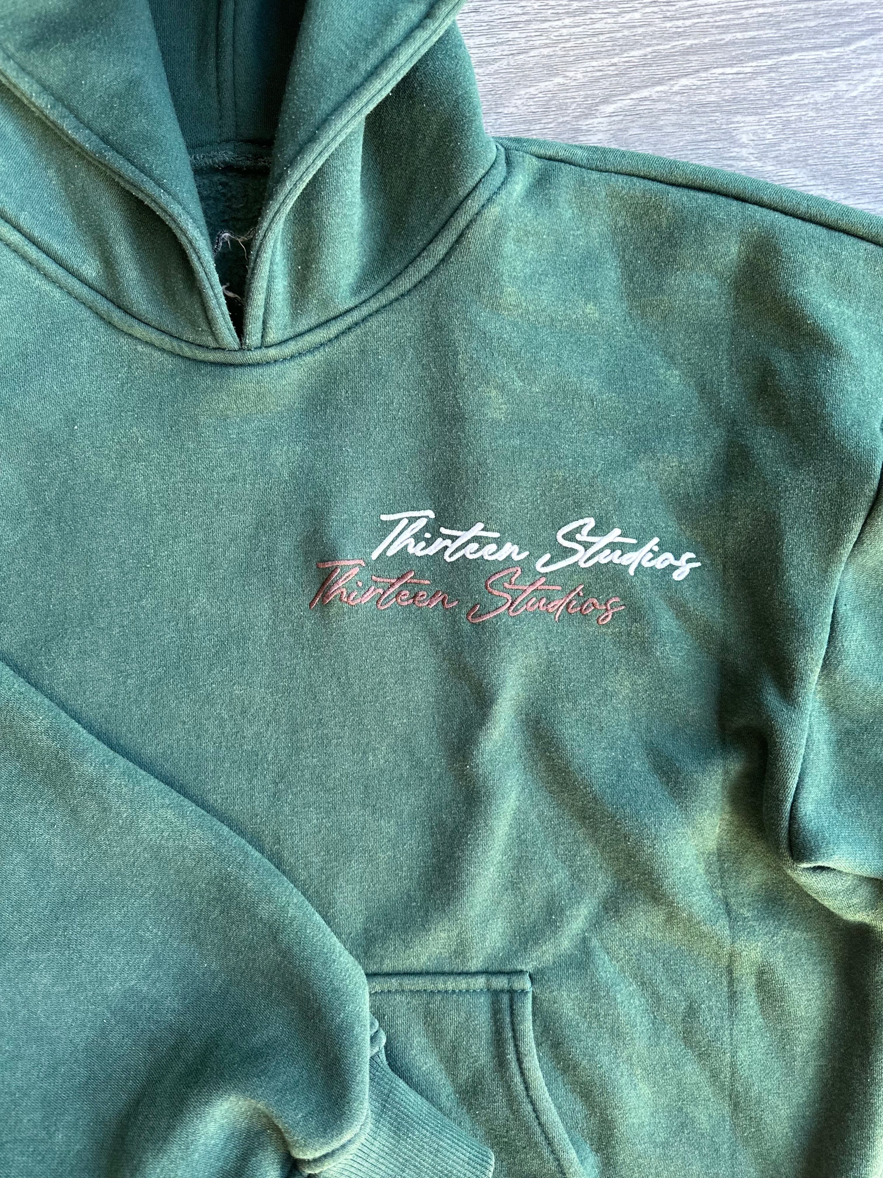 Size L - Thirteen studios green hoodie