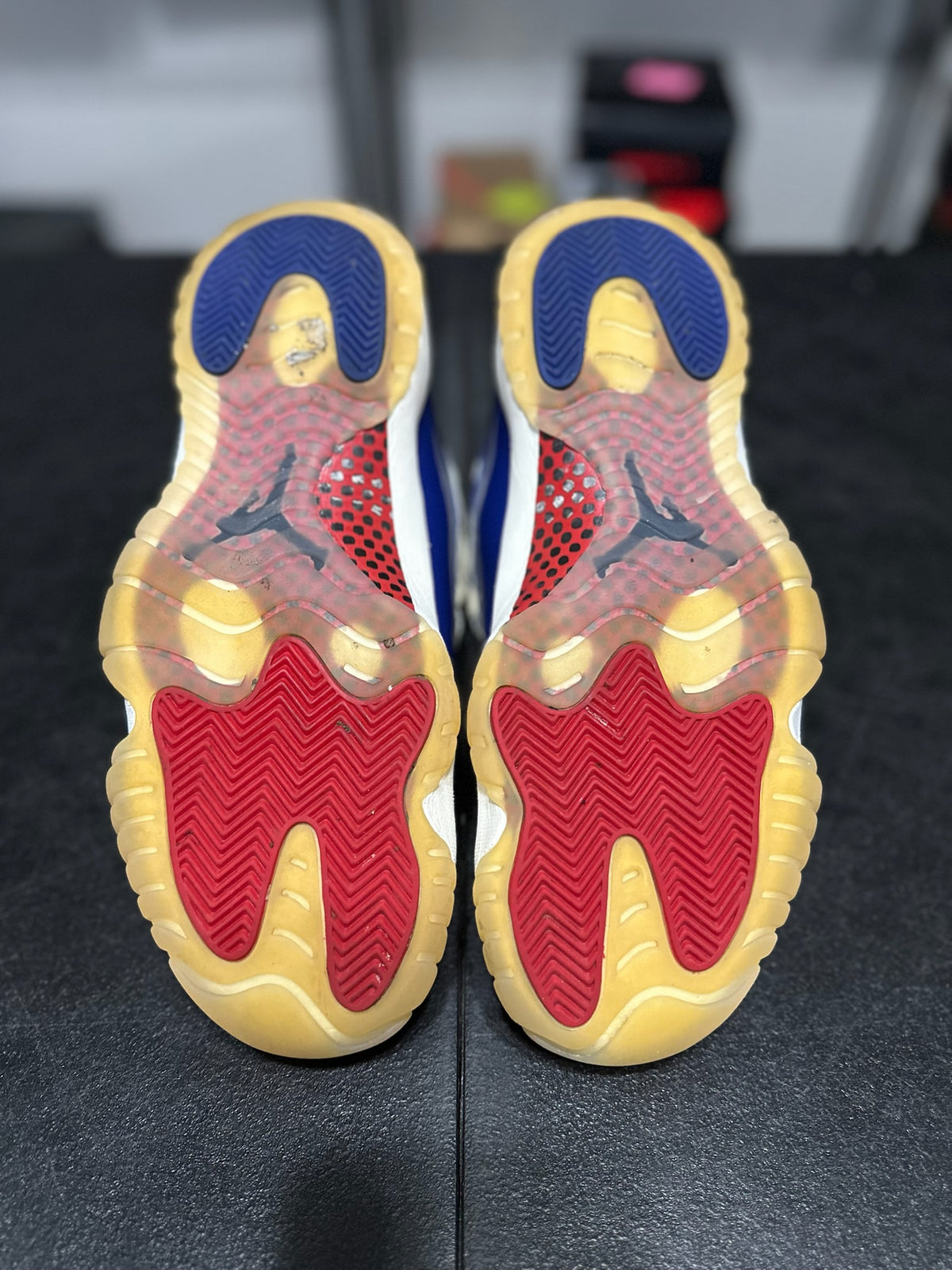 Size 10.5 - j11 rare air