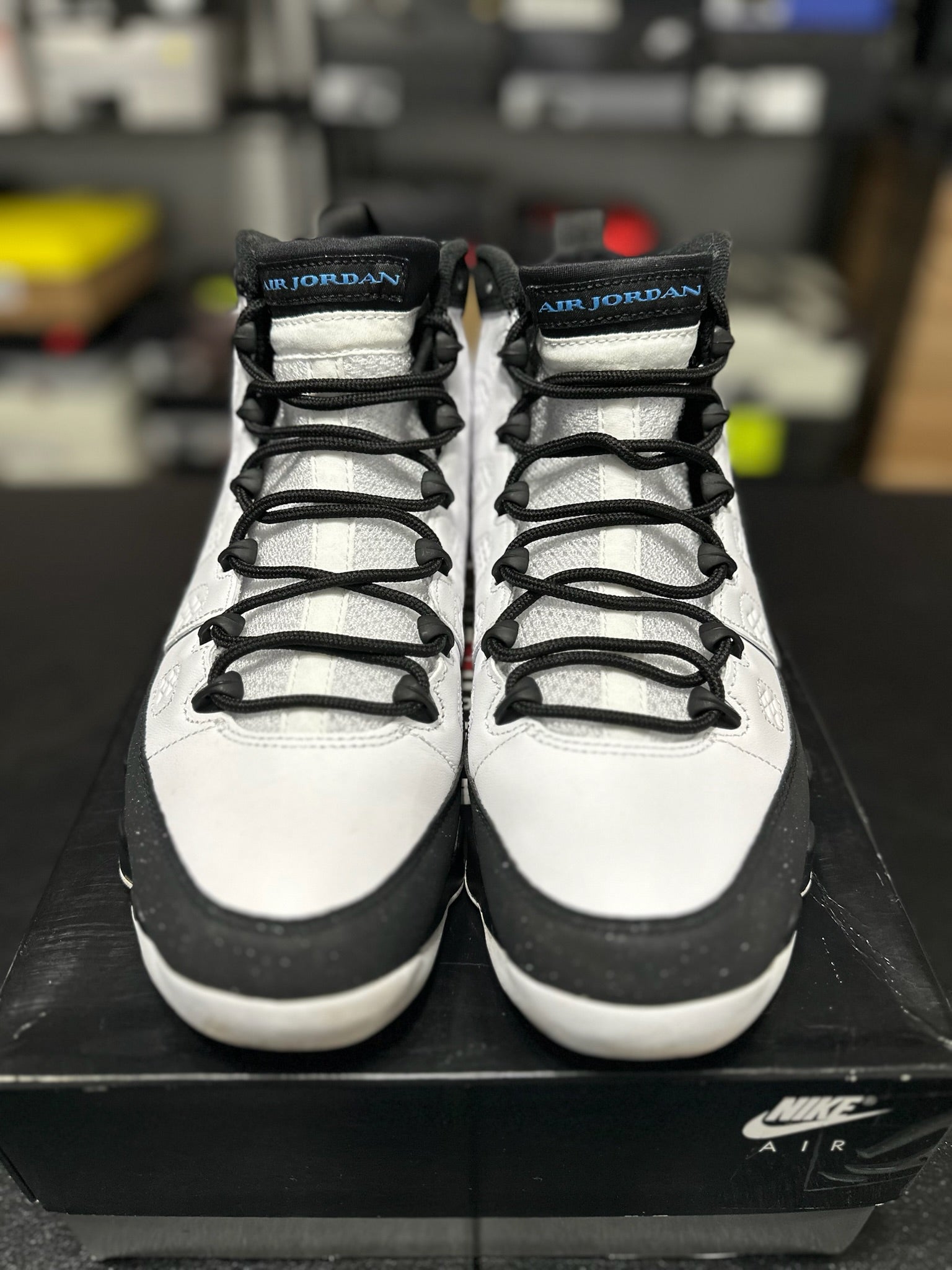 Size 8.5 - J9 University Blue