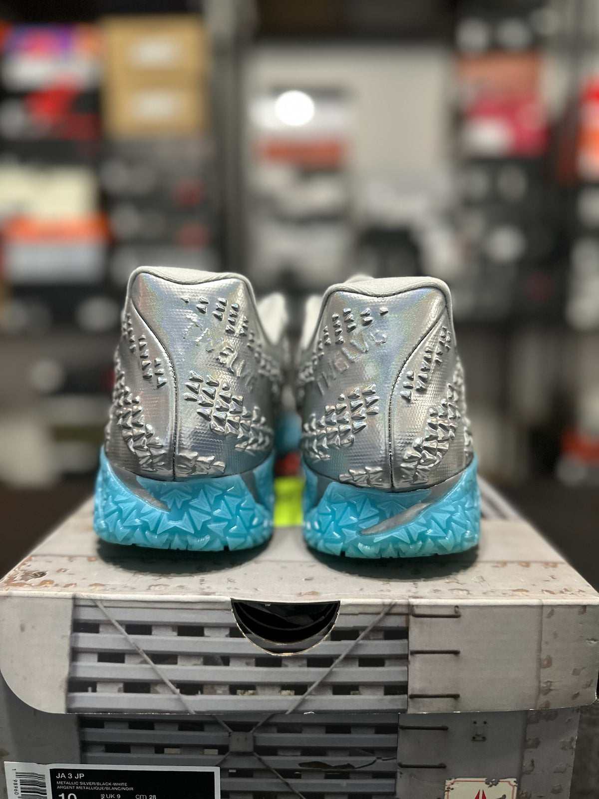 Size 10 - ja 3 Jurassic park cloud island