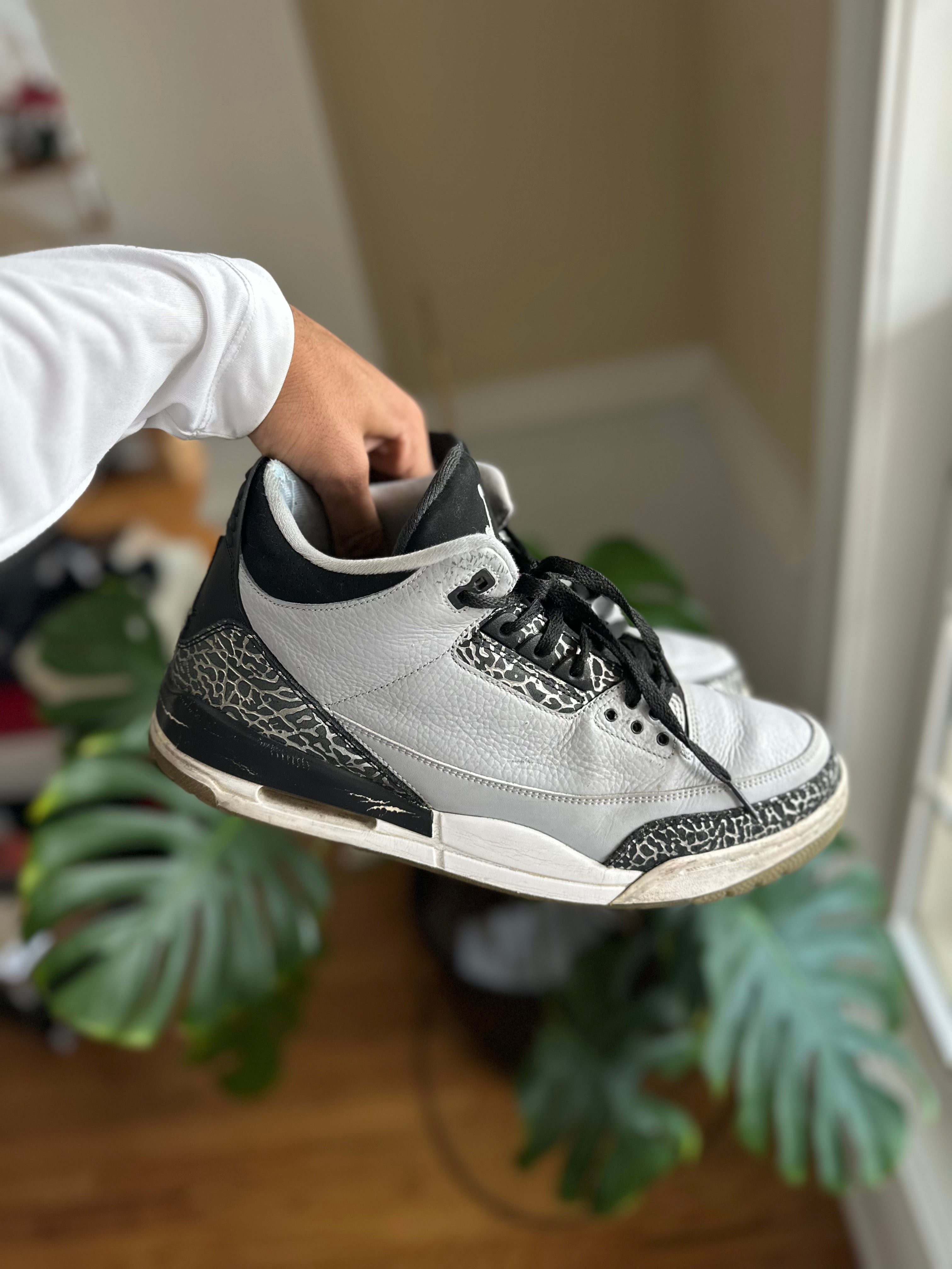Size 13 - J3 wolf grey