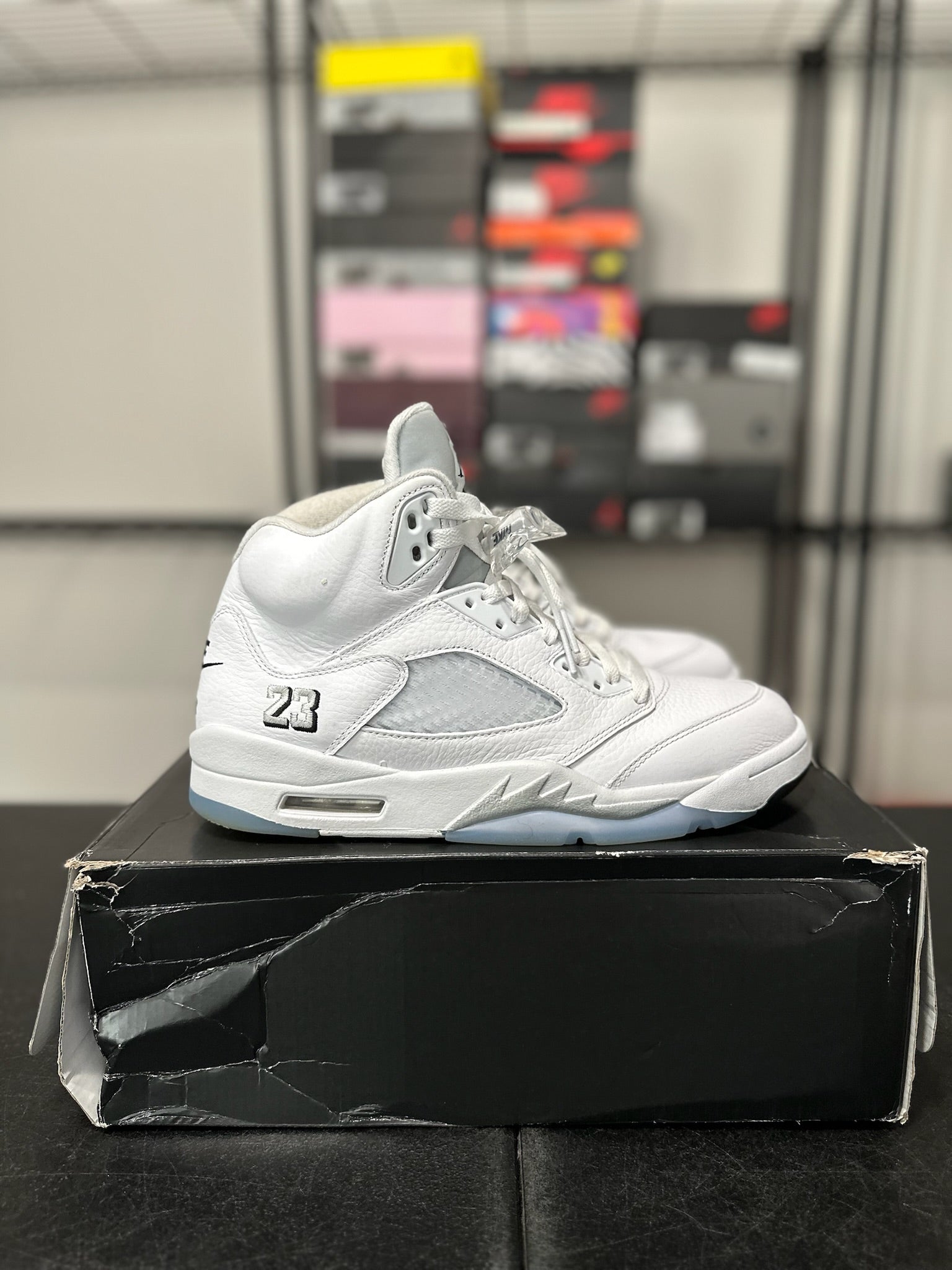 Size 10 - J5 White Metallic