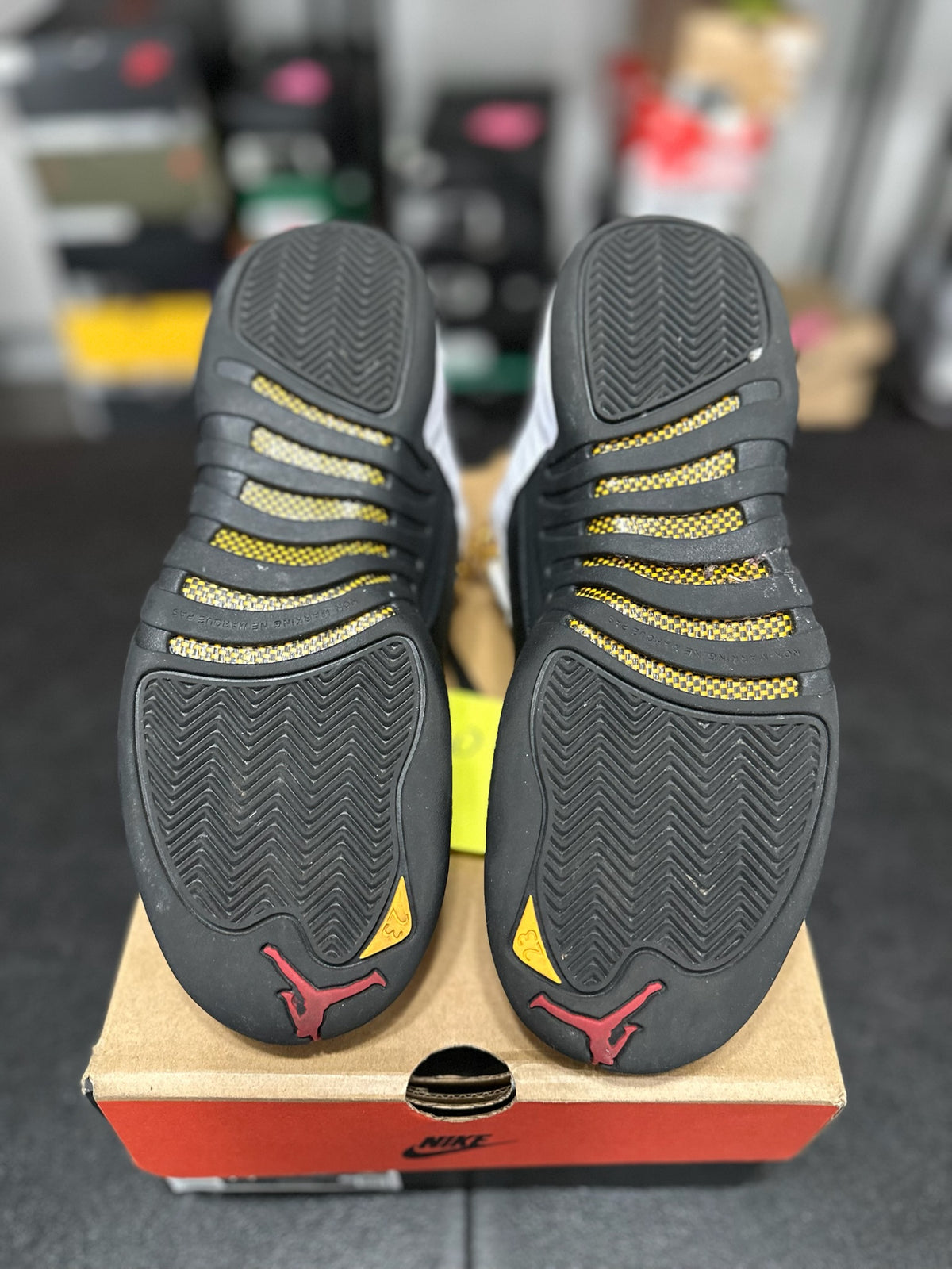 Size 7Y - J12 Taxi