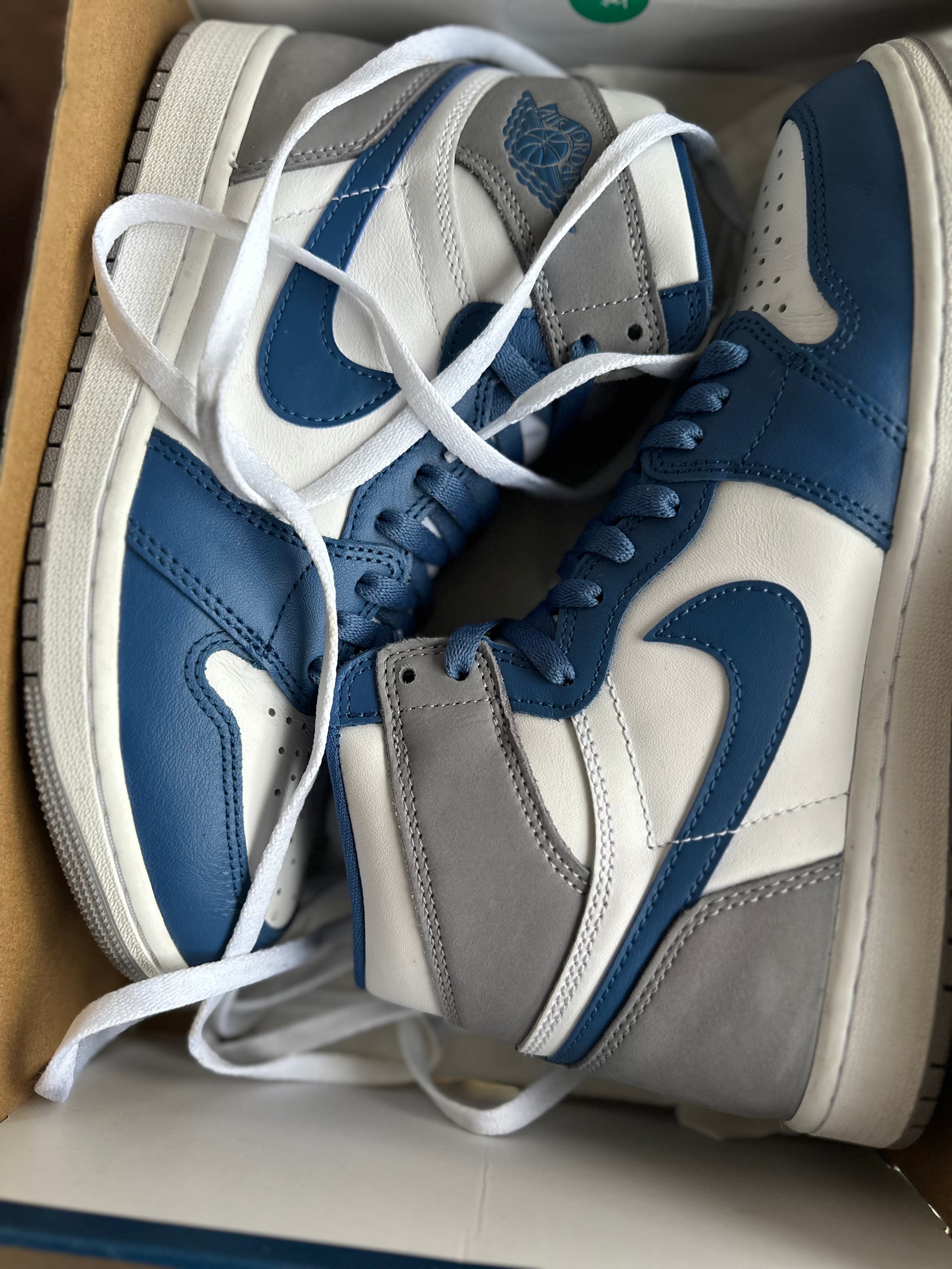 Size 9 - J1 true blue