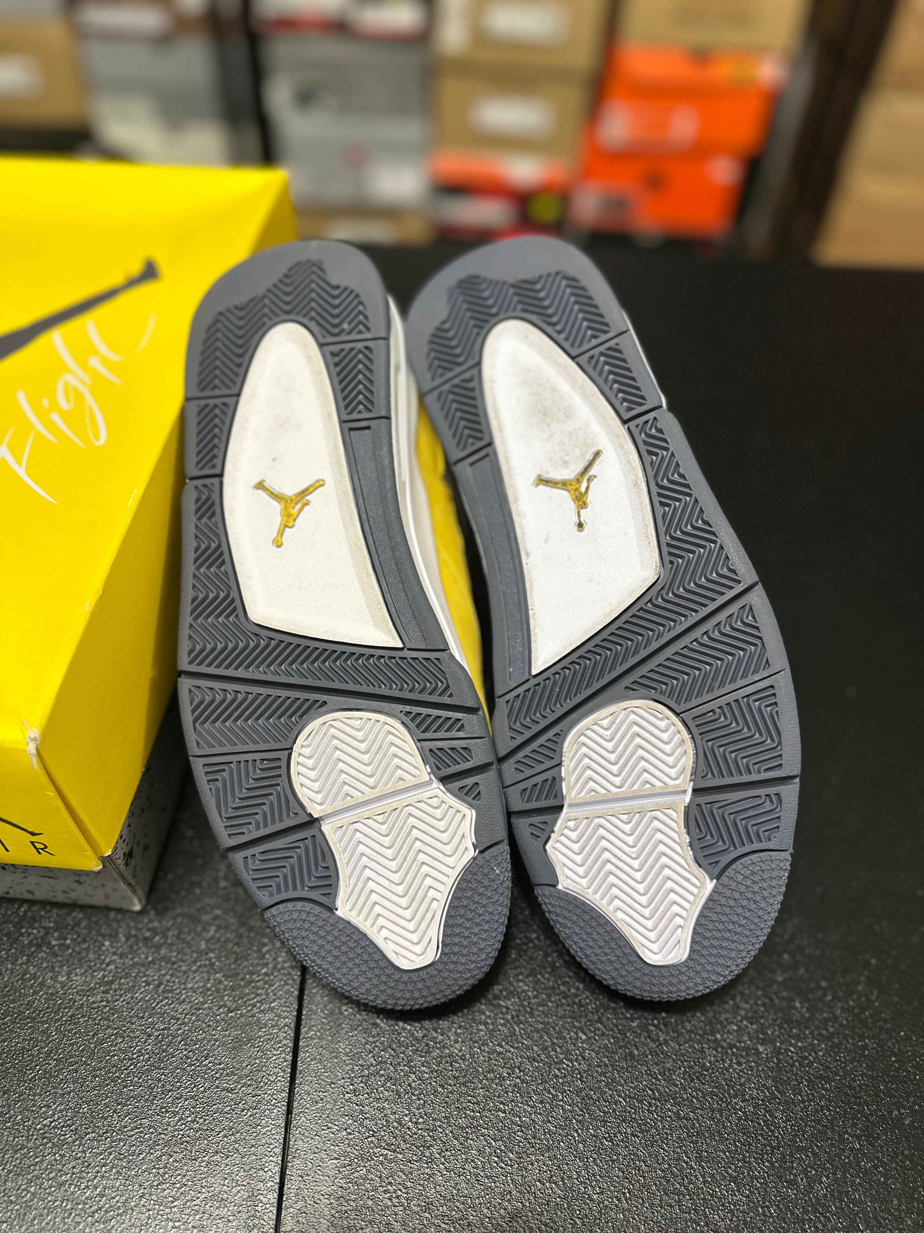 Size 11.5 - J4 lightning