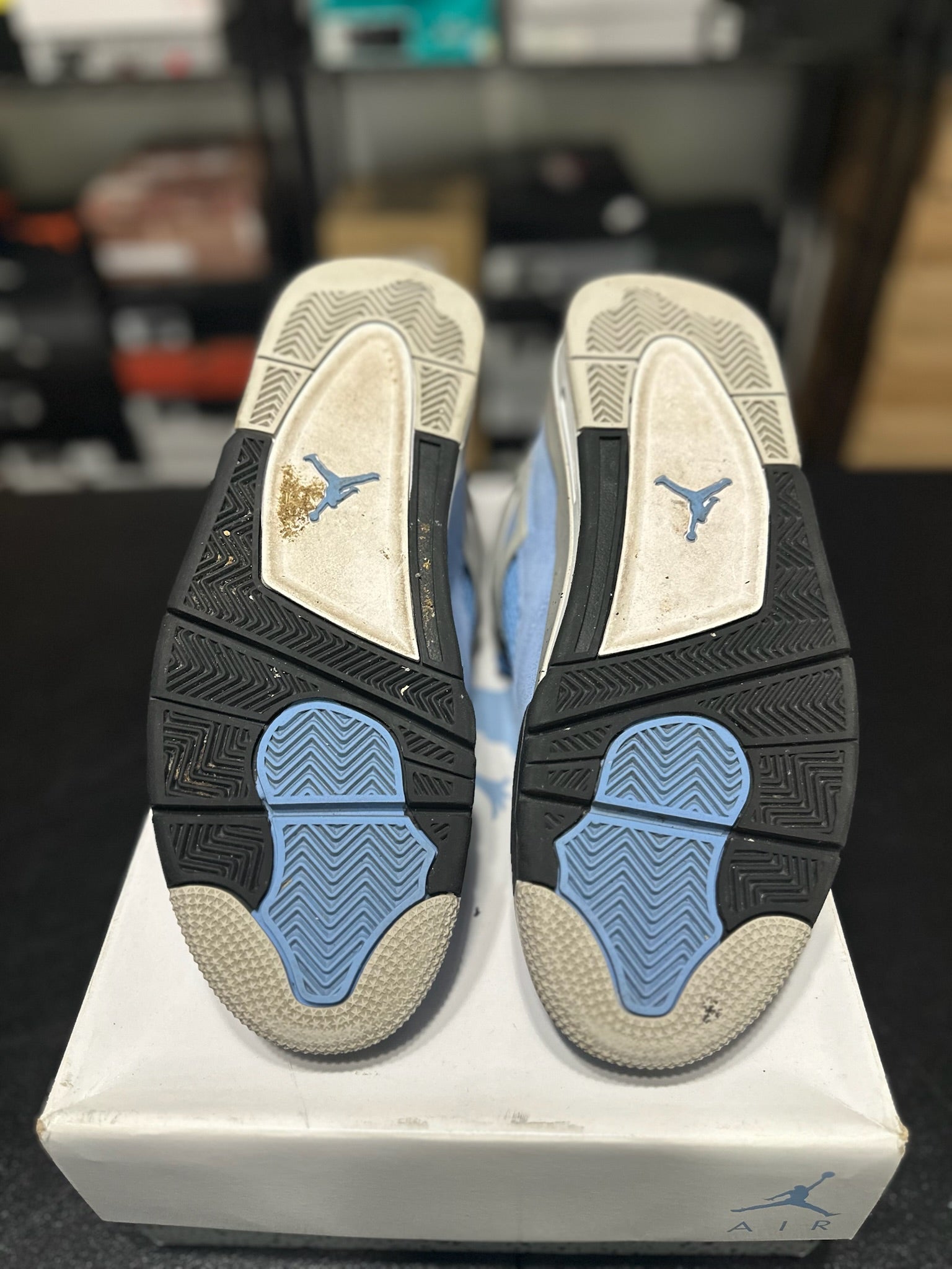 Size 10 - J4 University Blue