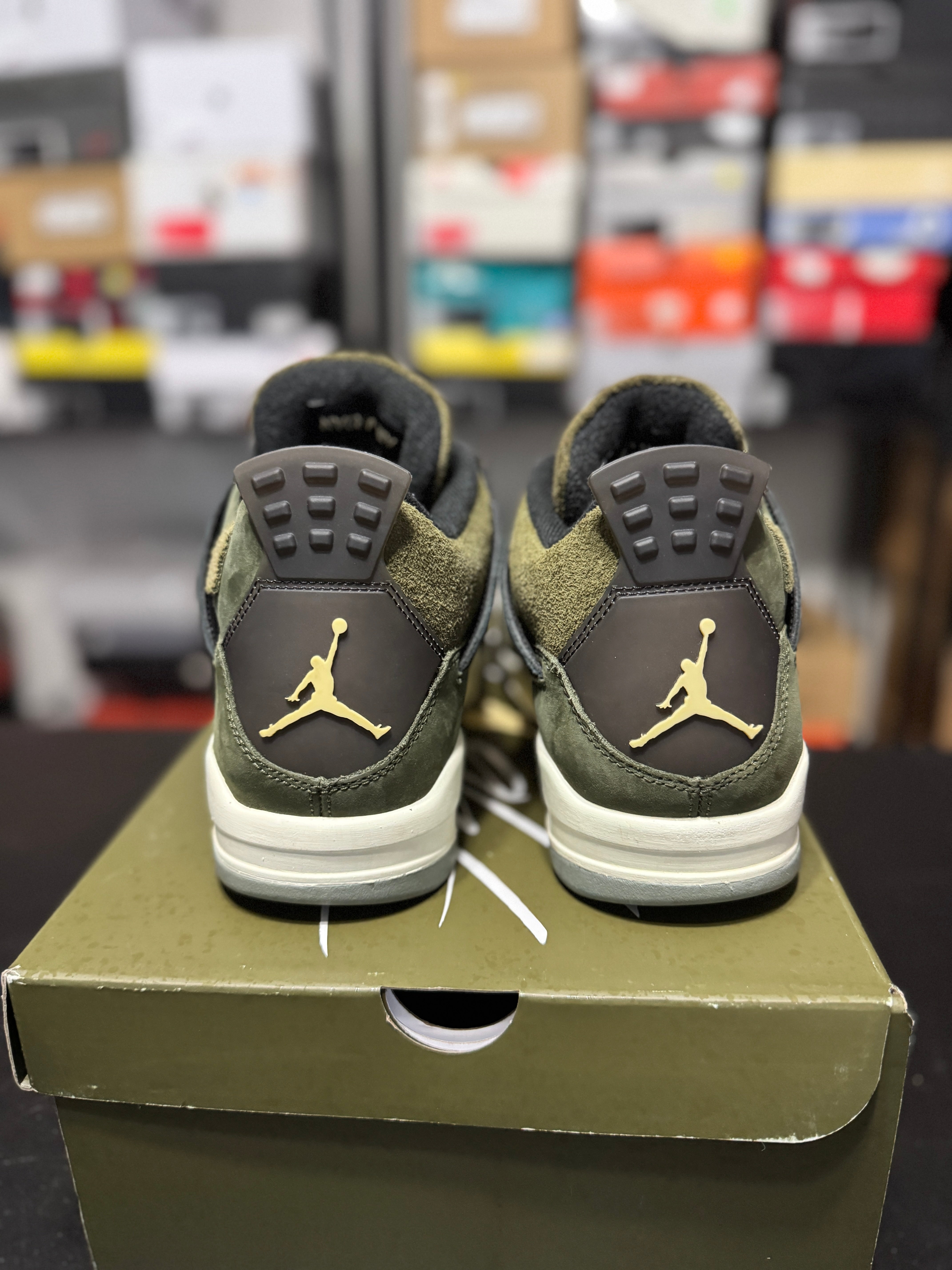 Size 11 - J4 olive craft