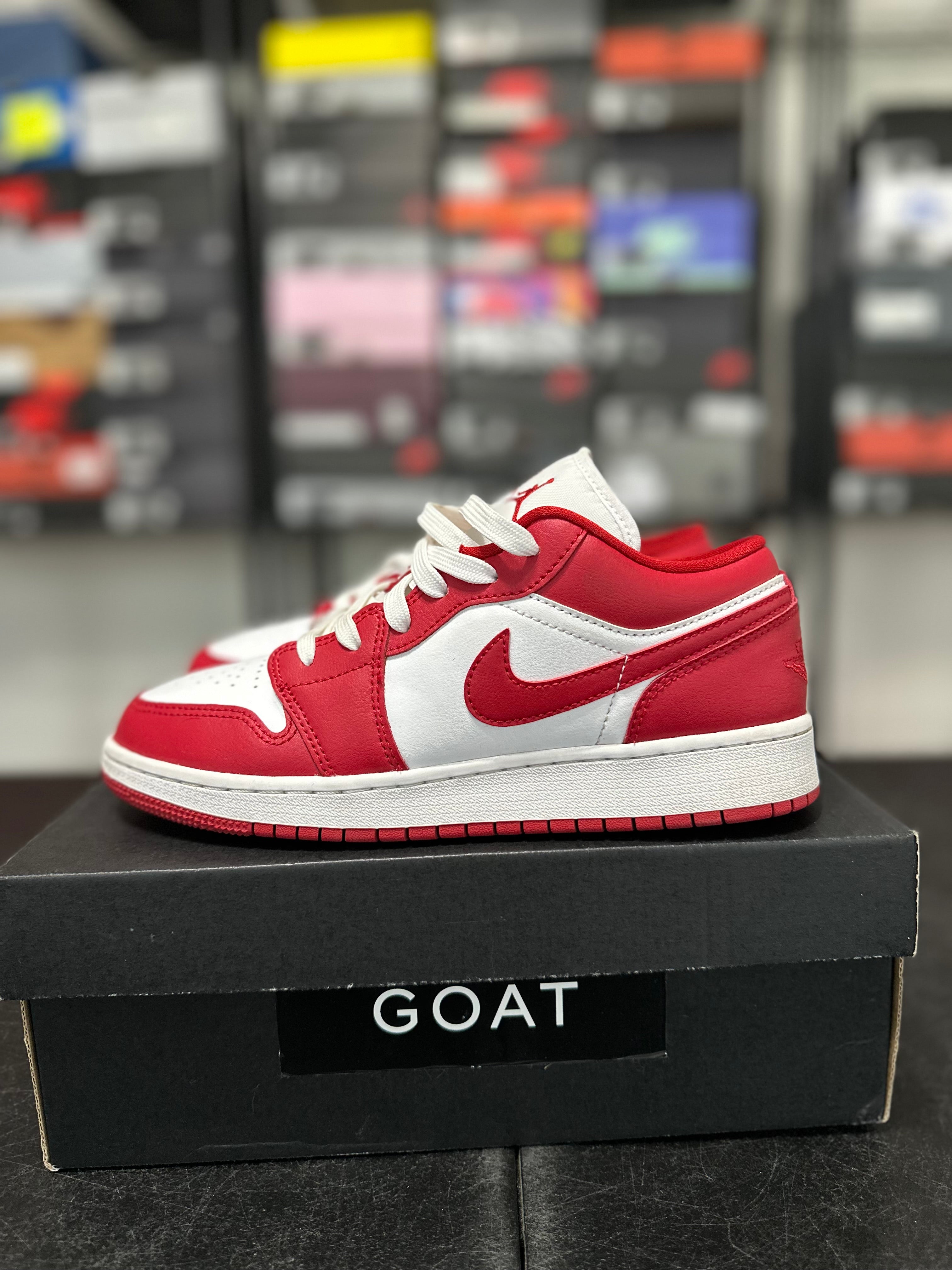 Size 6.5y - J1 low gym red/white