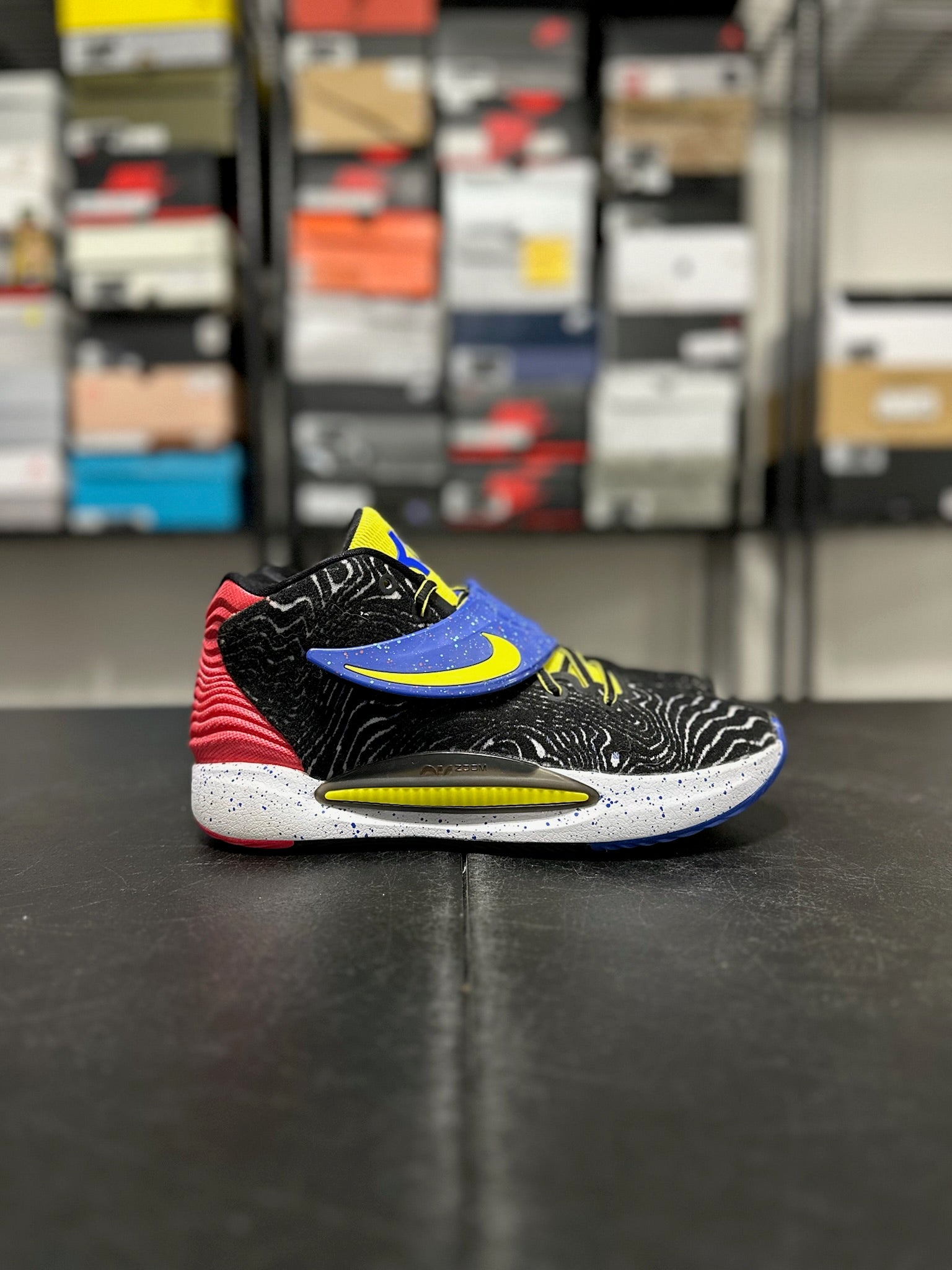 Size 9.5 - KD 14 Pop Art