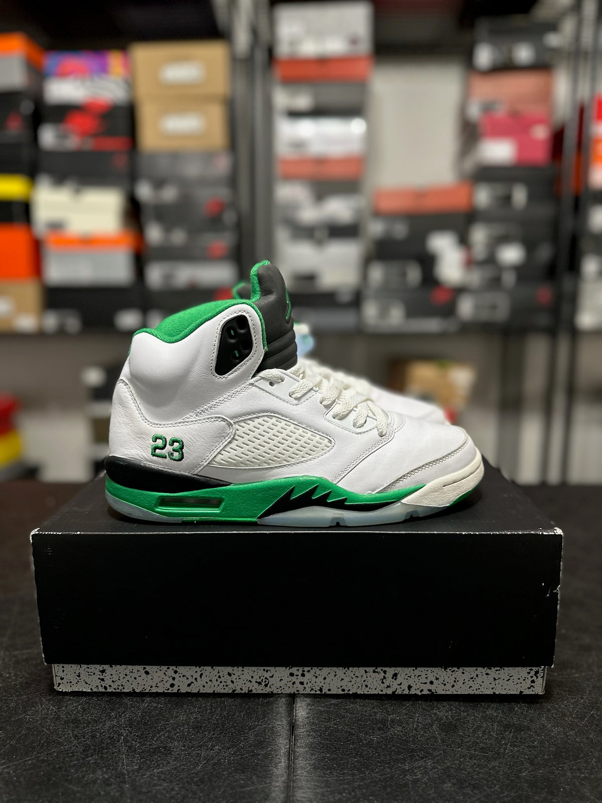 Size 8.5 - (10W) J5 Lucky Green
