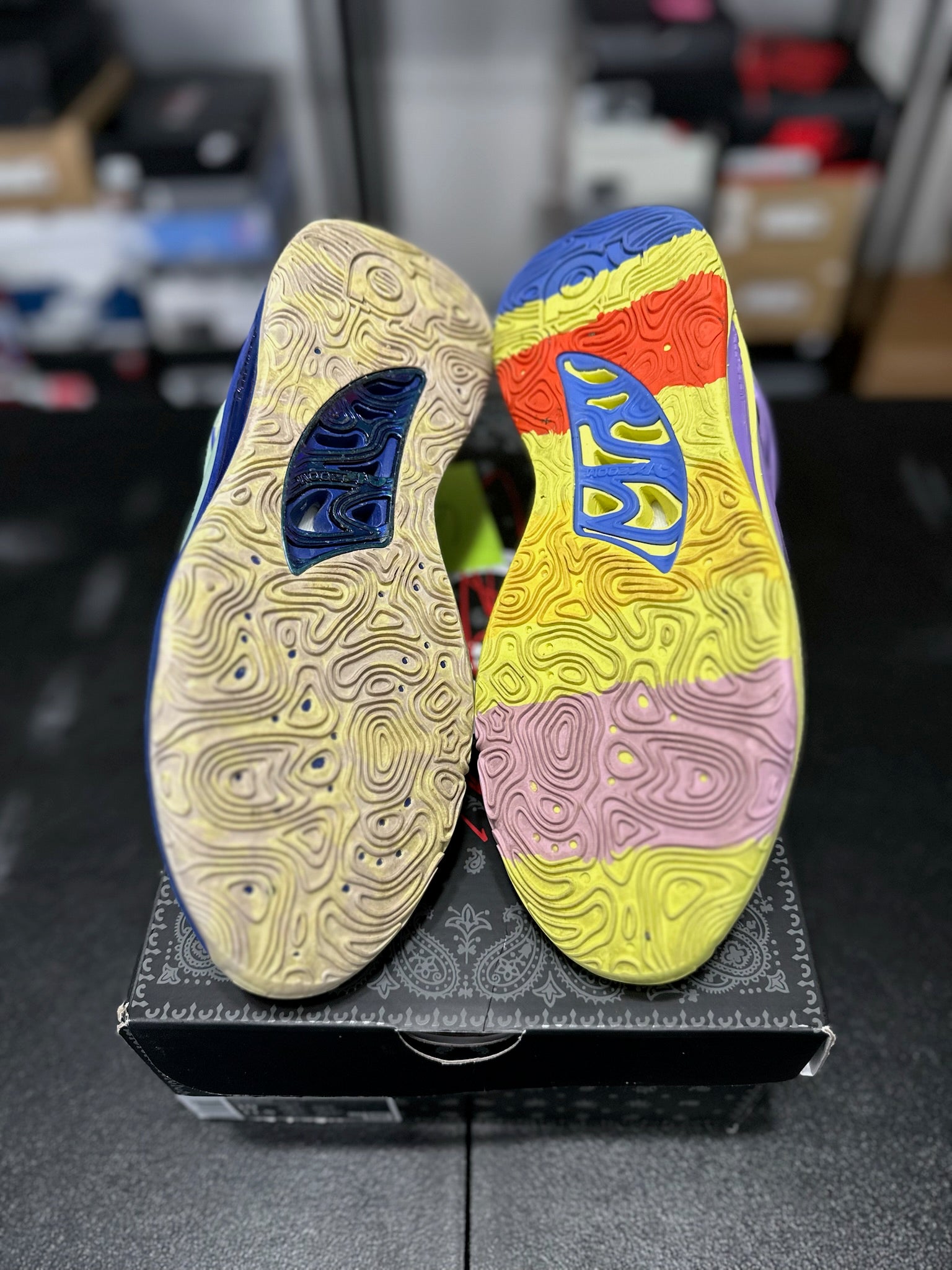 Size 10 - KD 15 What The