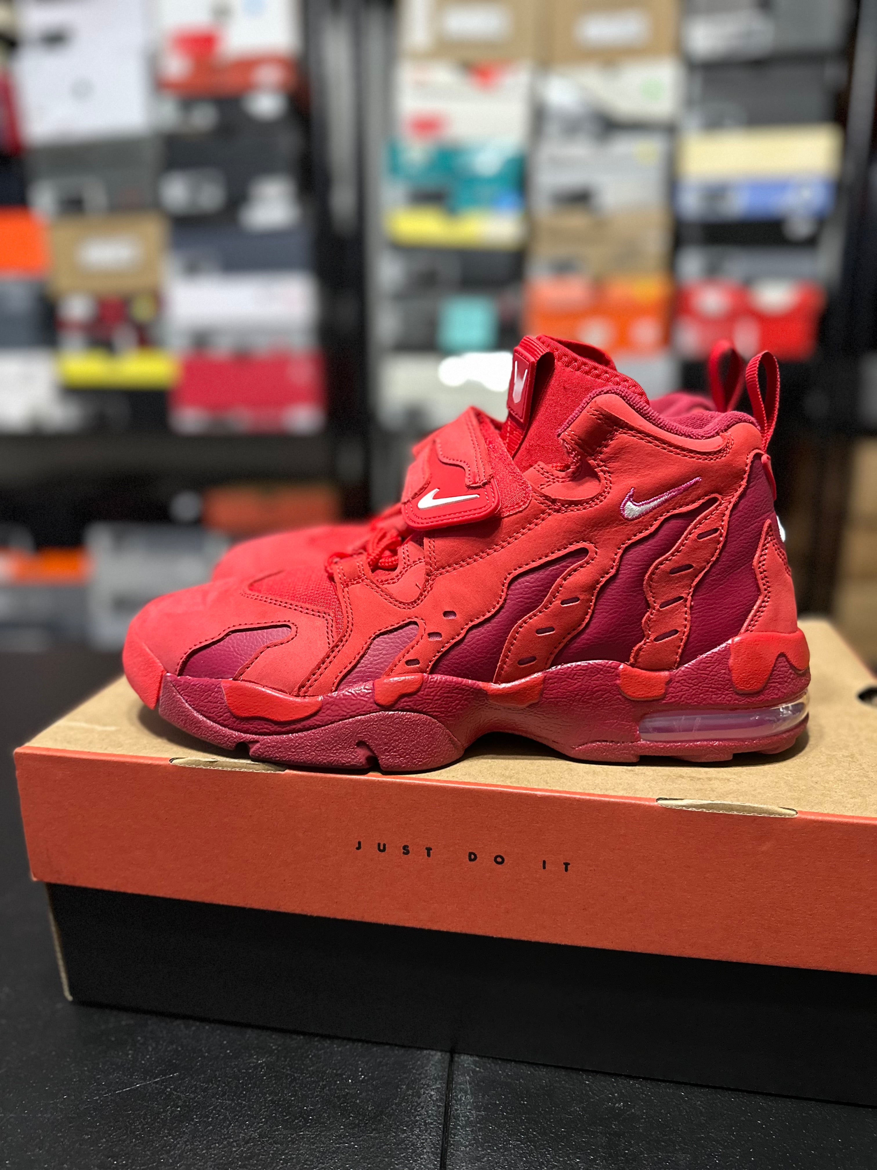 Size 10.5 - Nike air DT Max ‘96 university red