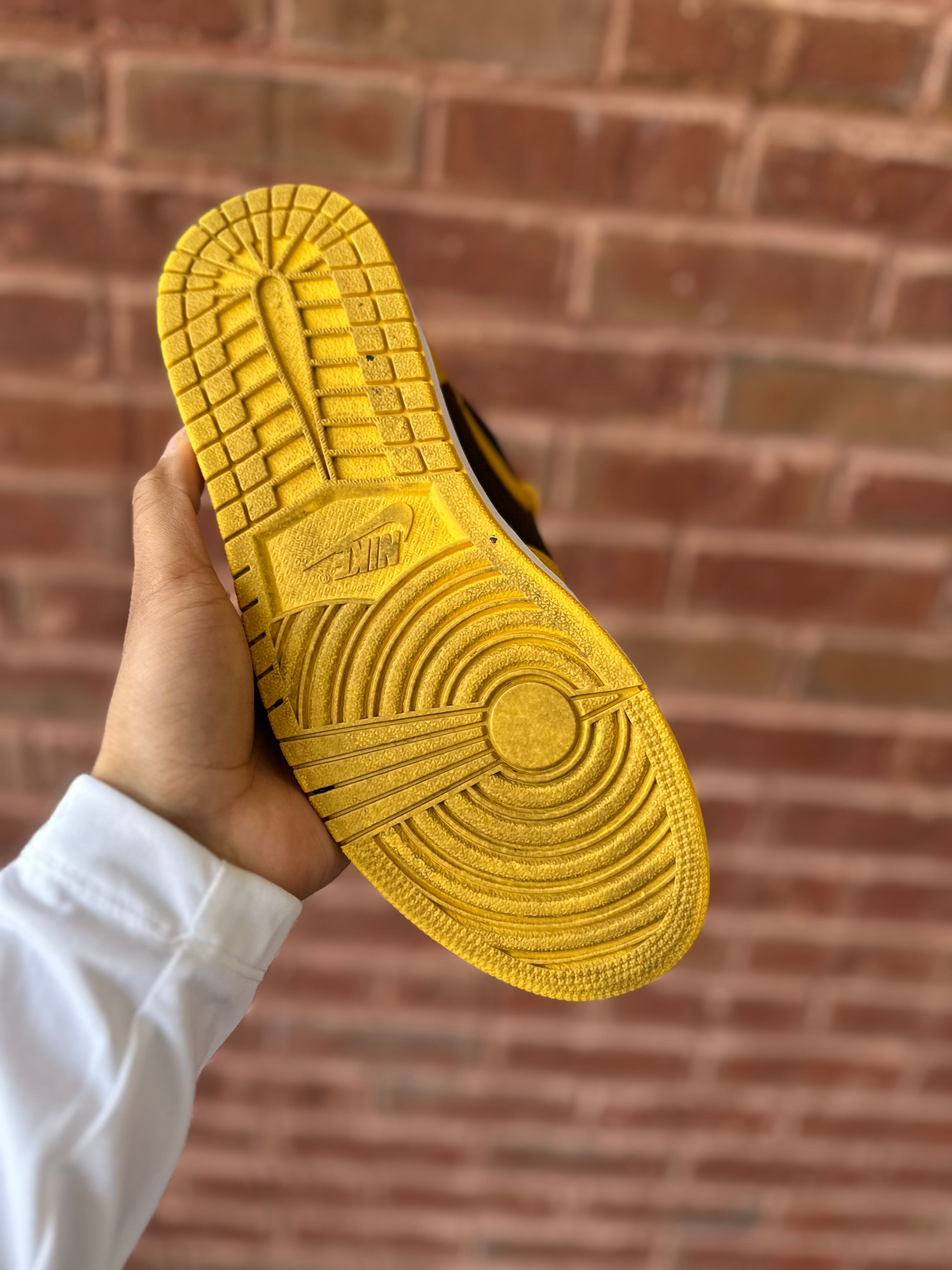 Size 9.5 - J1 pollen