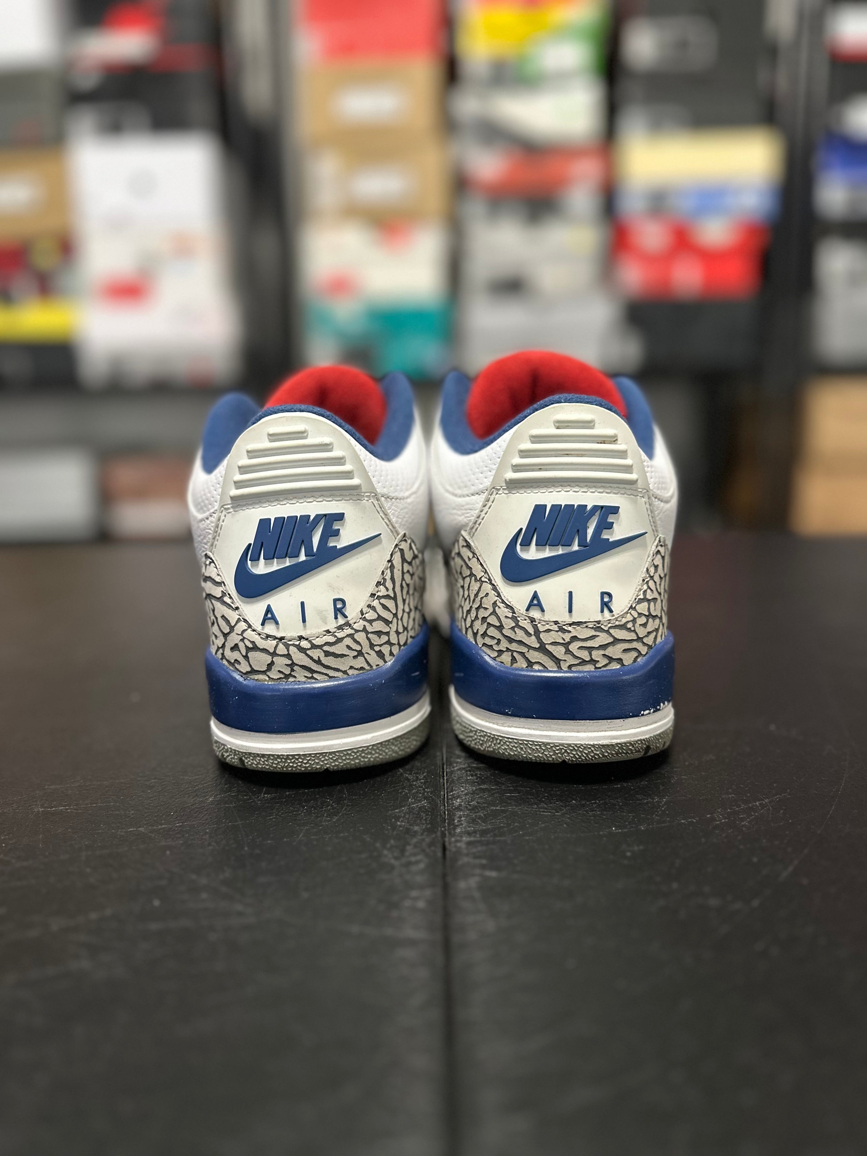 Size 7.5 - J3 true blue