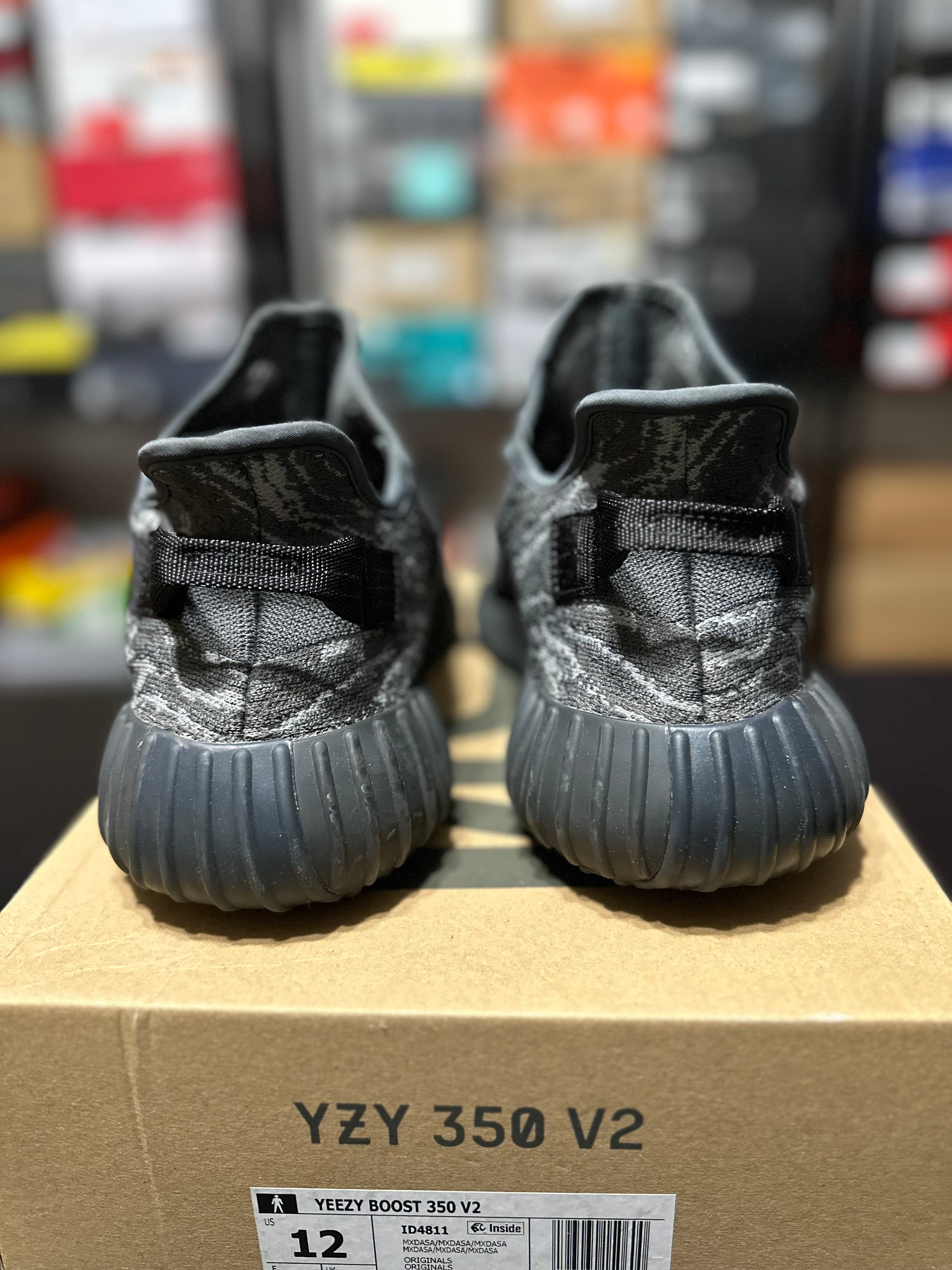 Size 12 - YZY 350 mx dark salt