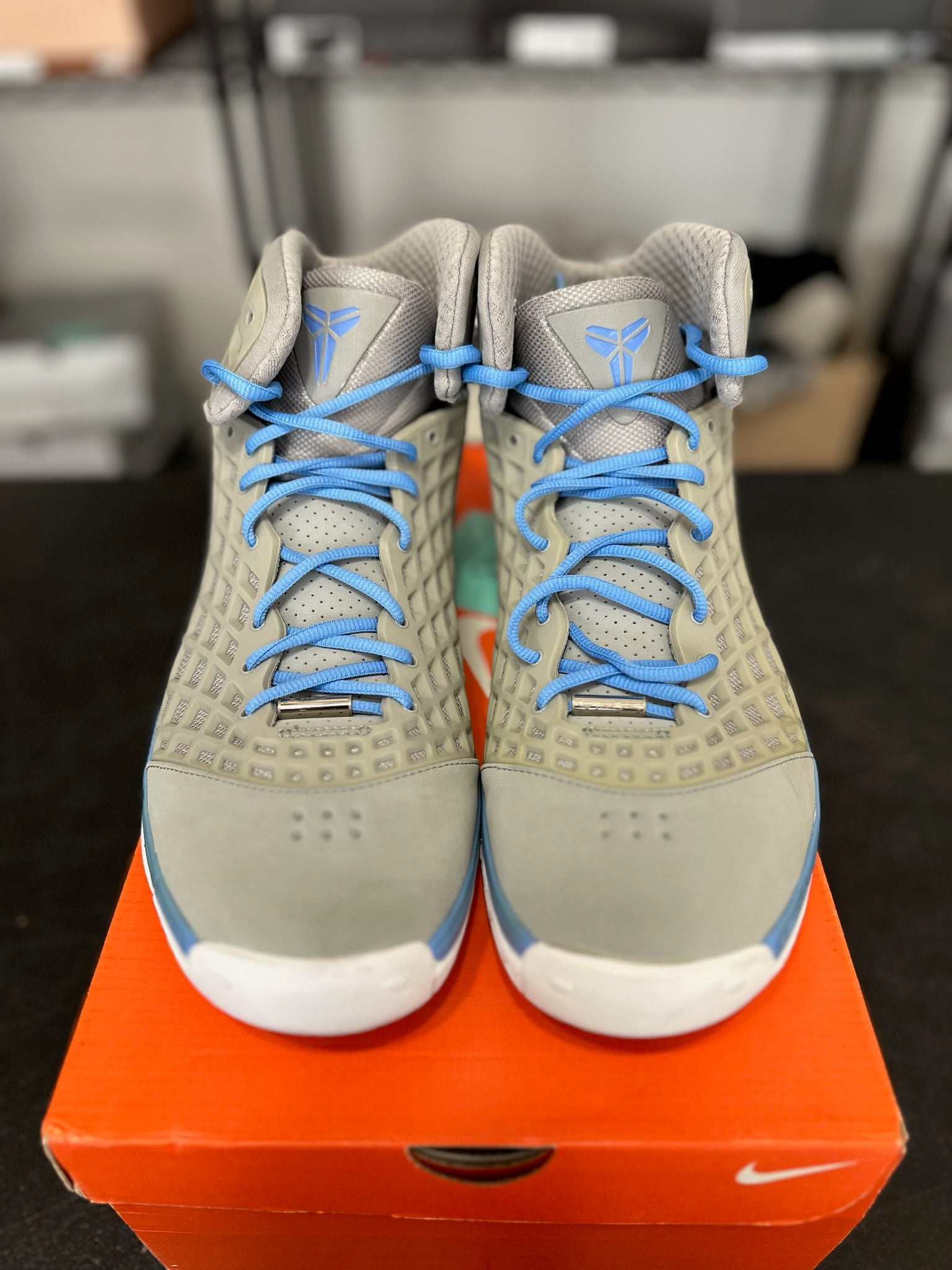 Size 12 - Kobe 3 MPLS Medium Grey