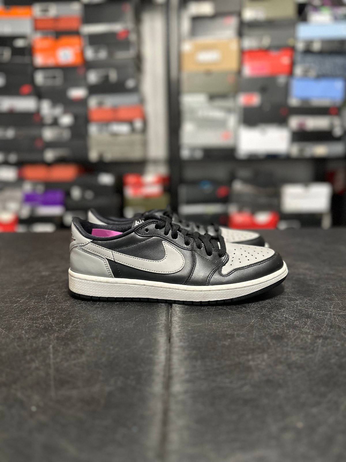 Size 9 - J1 low shadow 2015