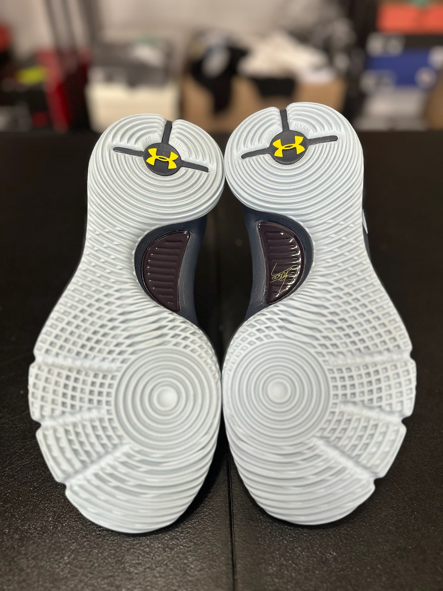 Size 9.5 - Curry 4 Blue/Black DS