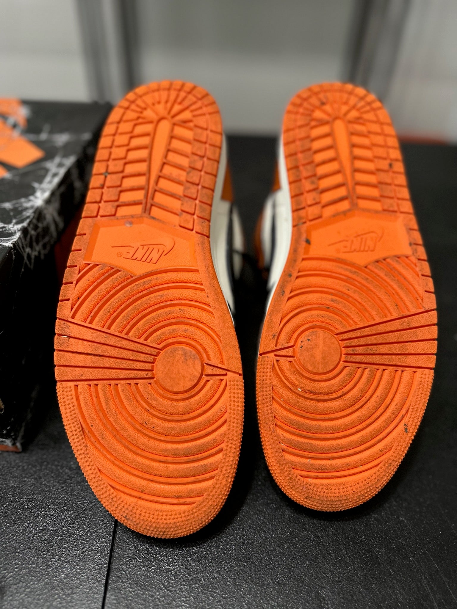 Size 13 - J1 High Shattered Backboard