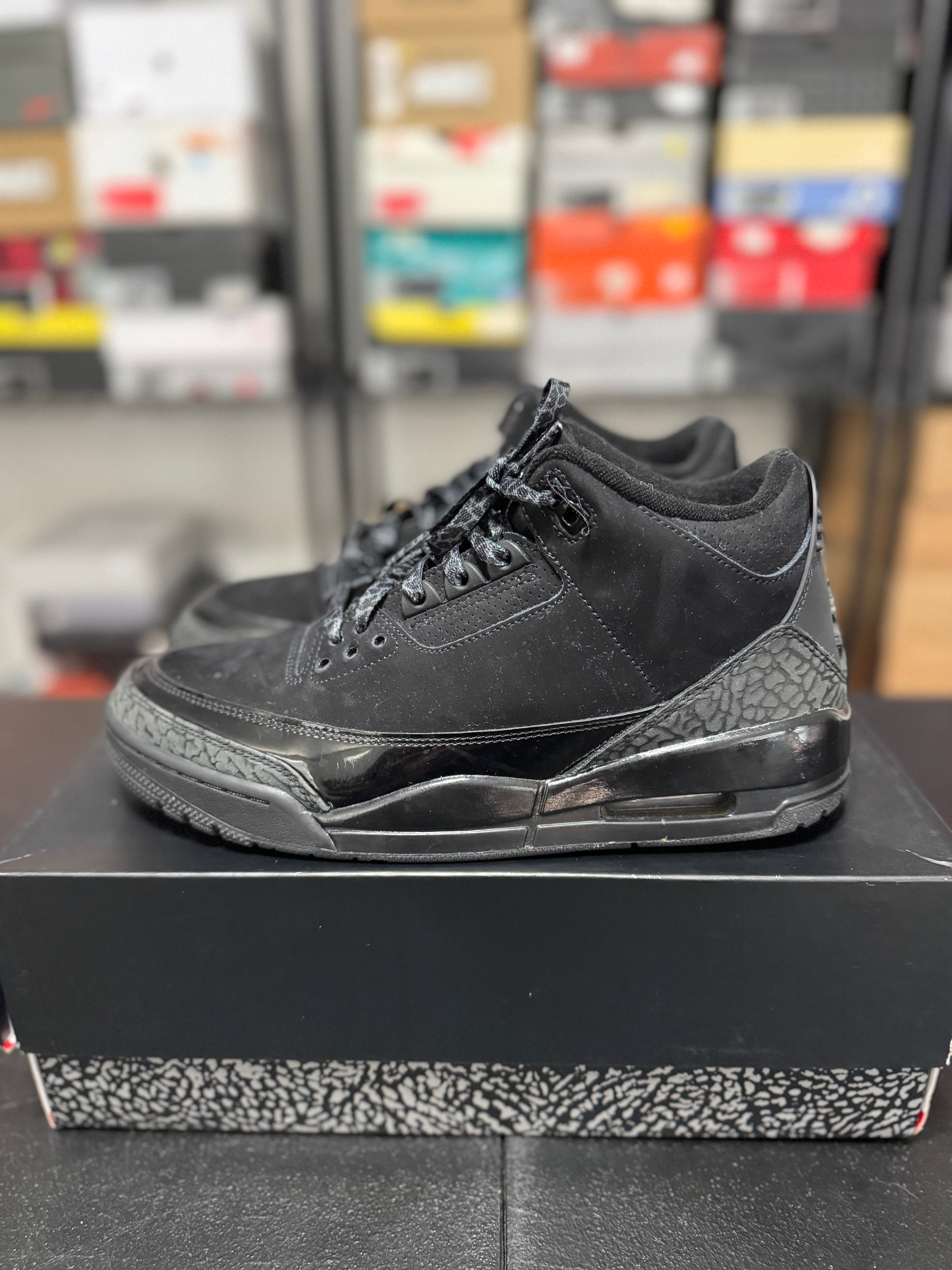 Size 9 - J3 black cat