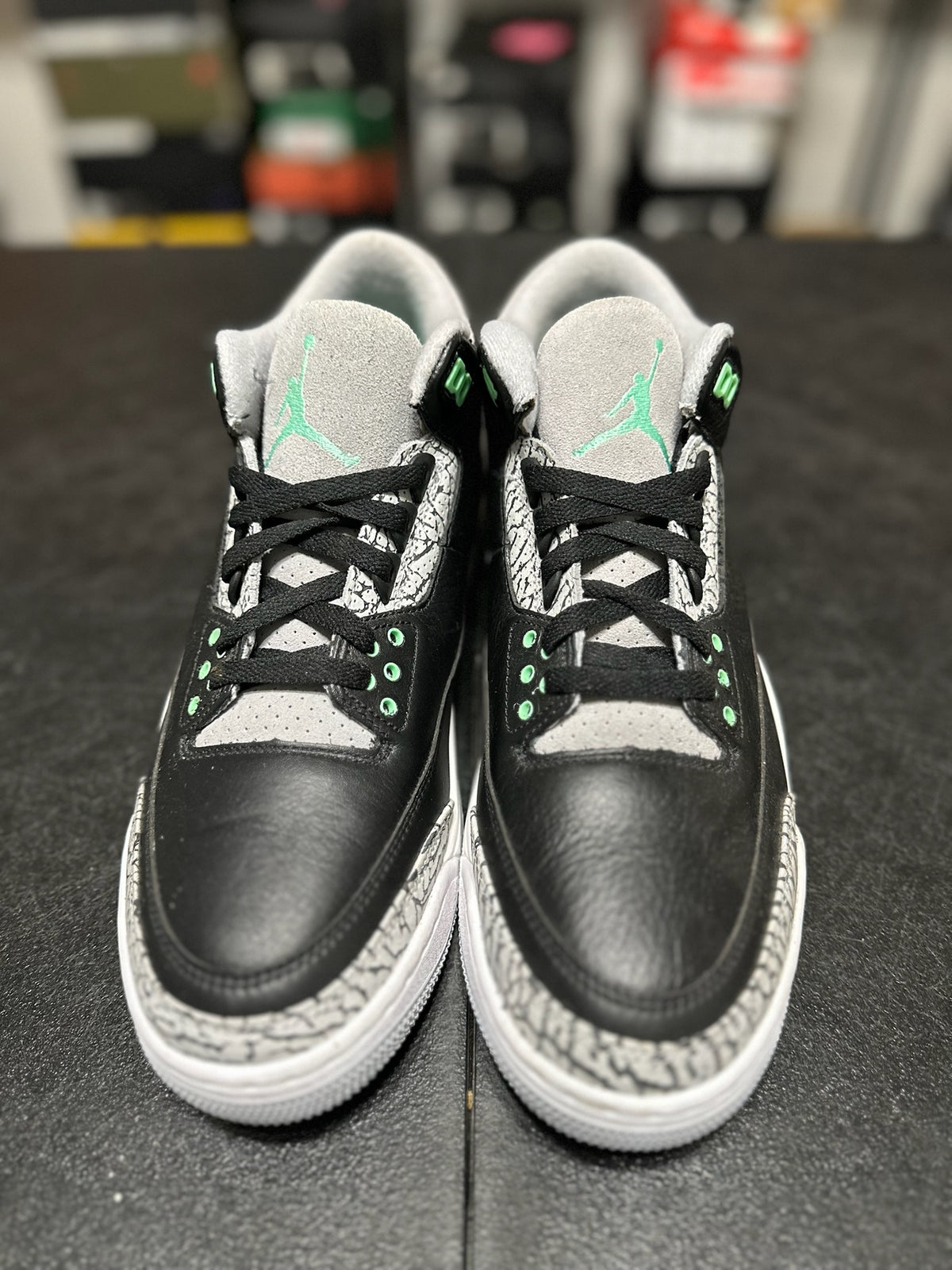 Size 10.5 - J3 Green Glow