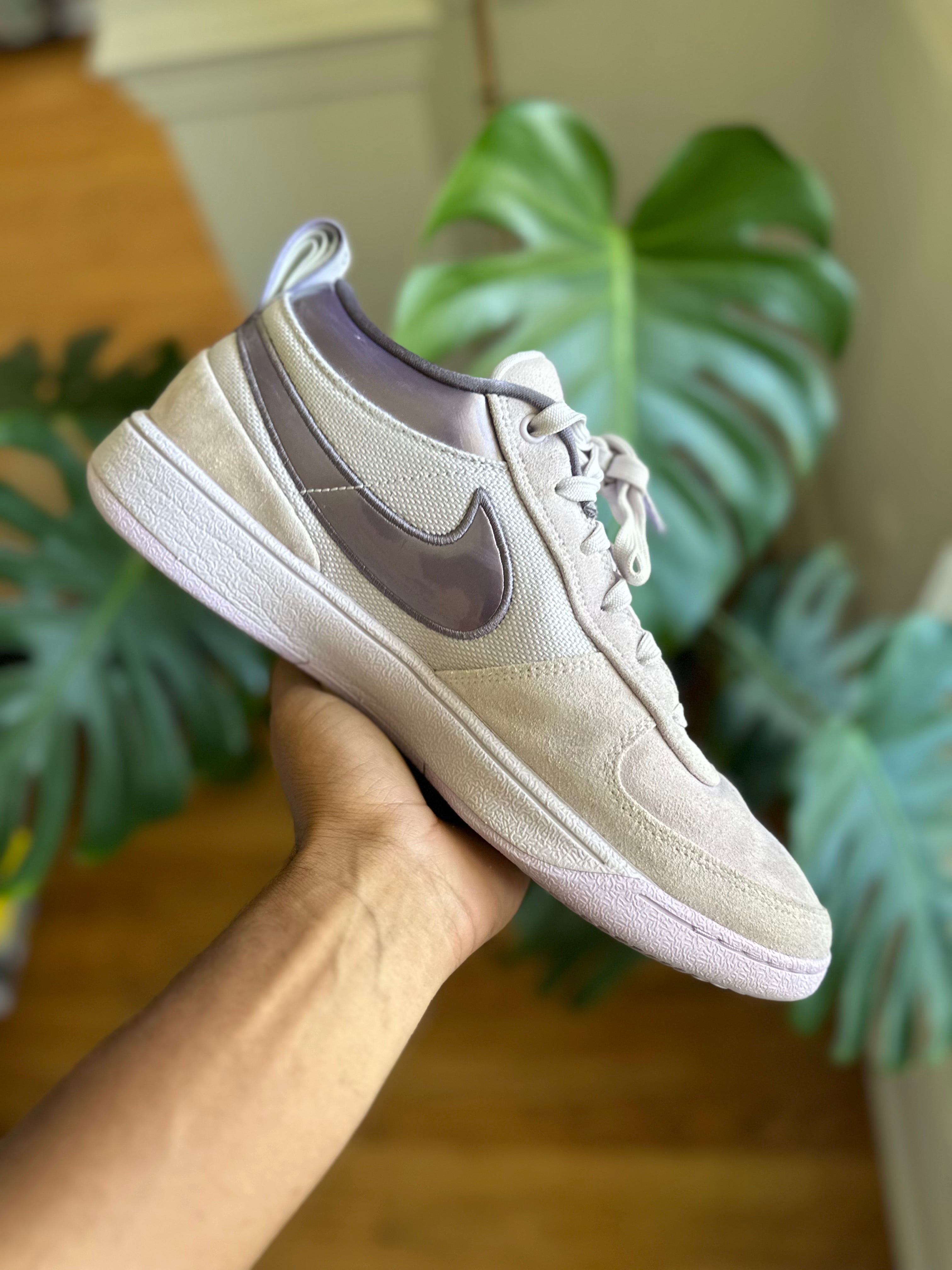 Size 12 - Book 1 sun bleached