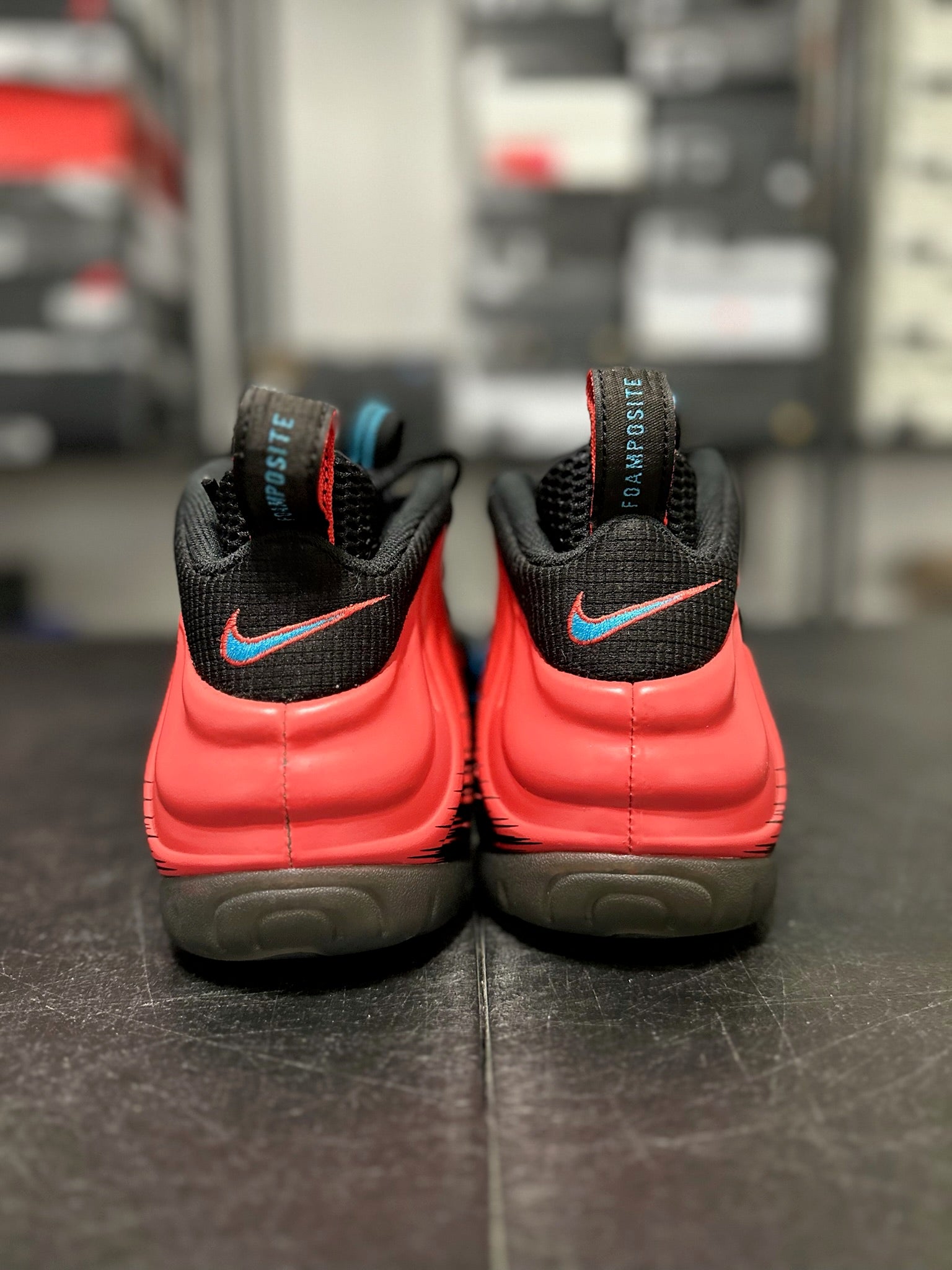 Size 10 - Foamposite Pro Spider-Man