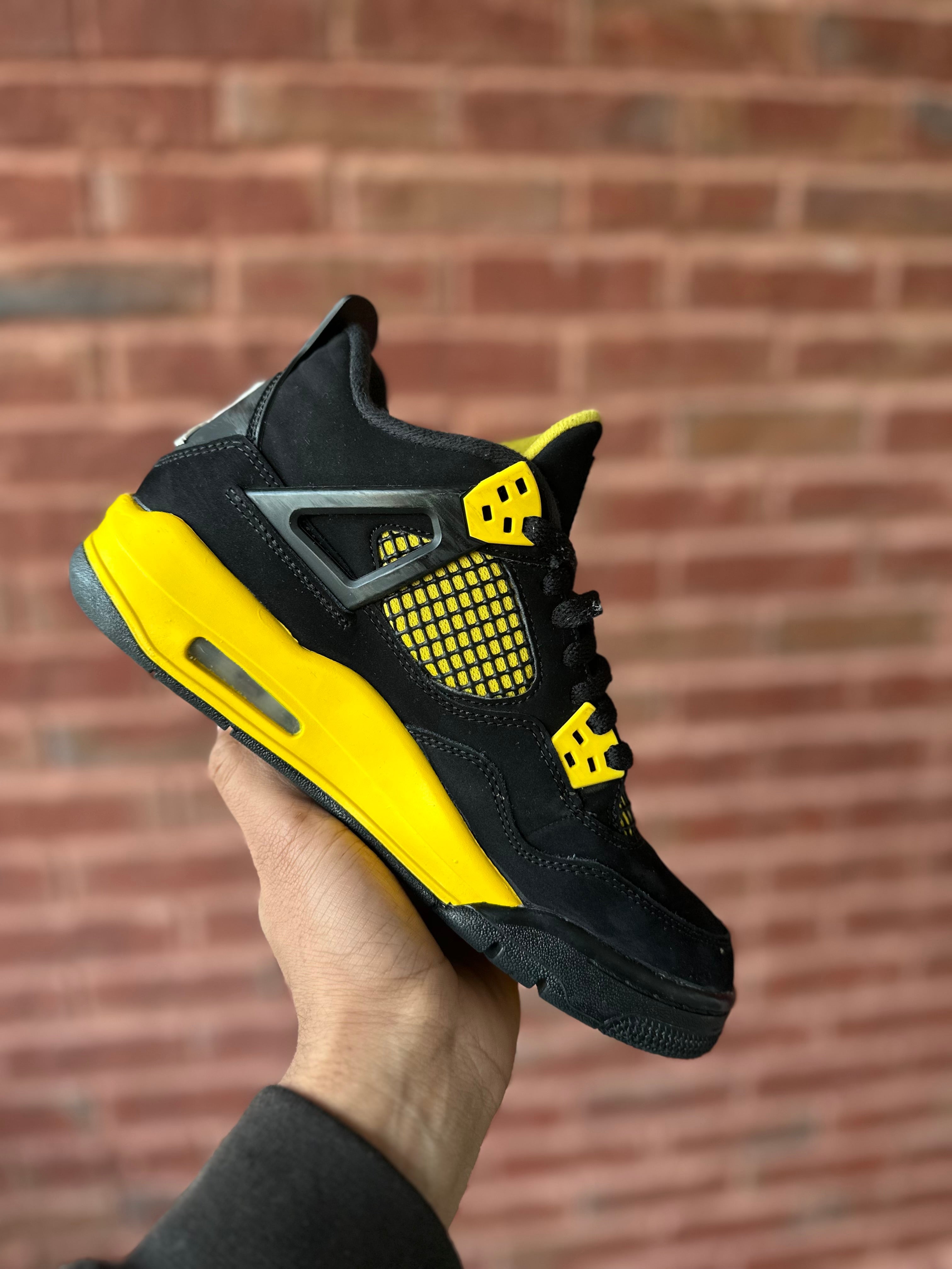 Size 6y - J4 Yellow Thunder