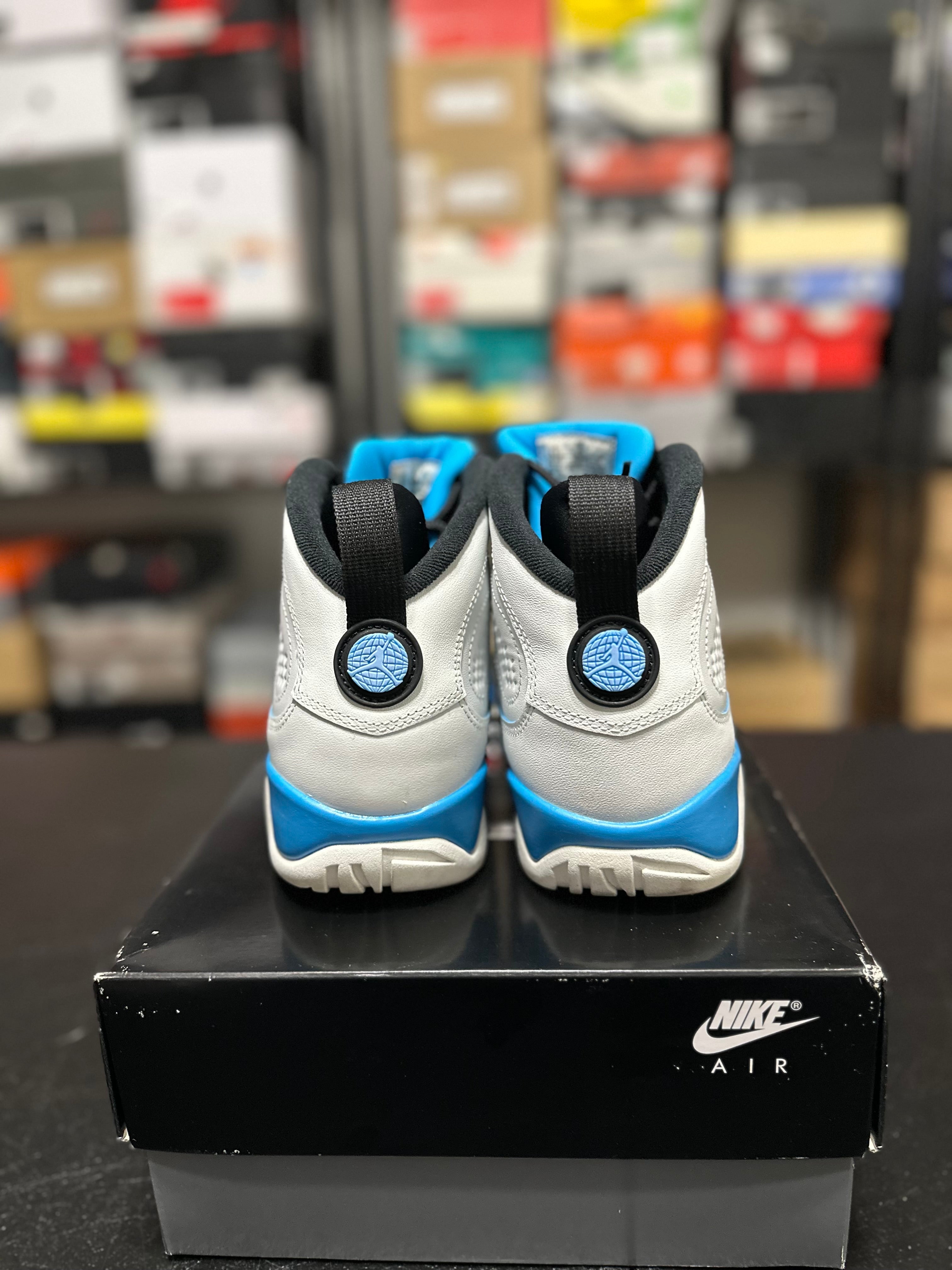 Size 8.5 - J9 Unc