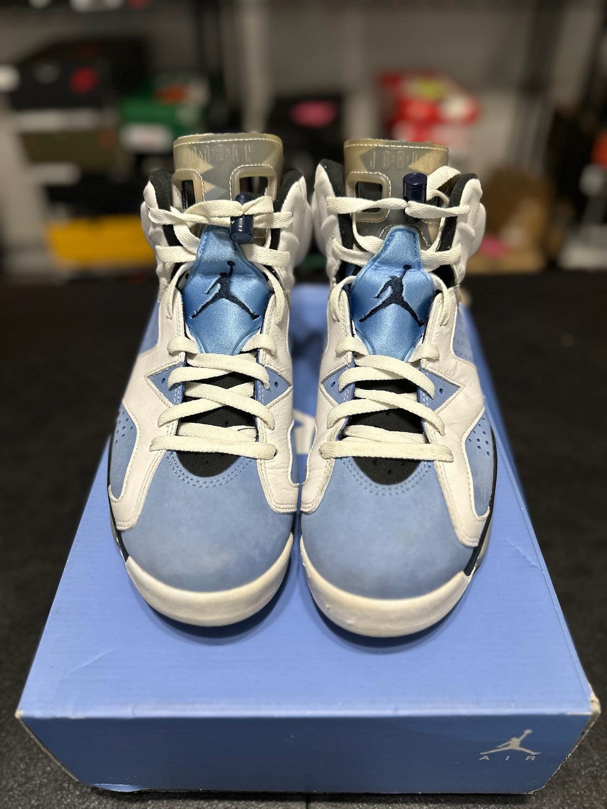 Size 9.5 - J6 UNC white