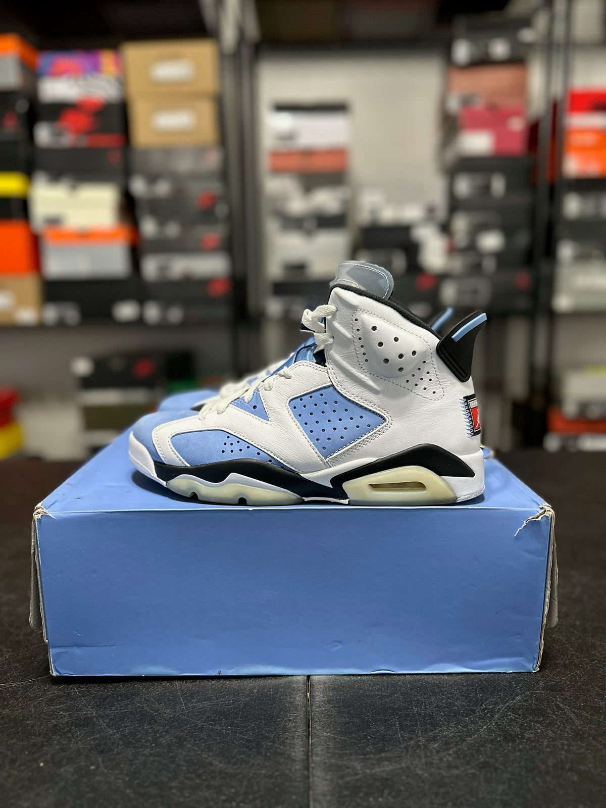Size 8 - j6 UNC white