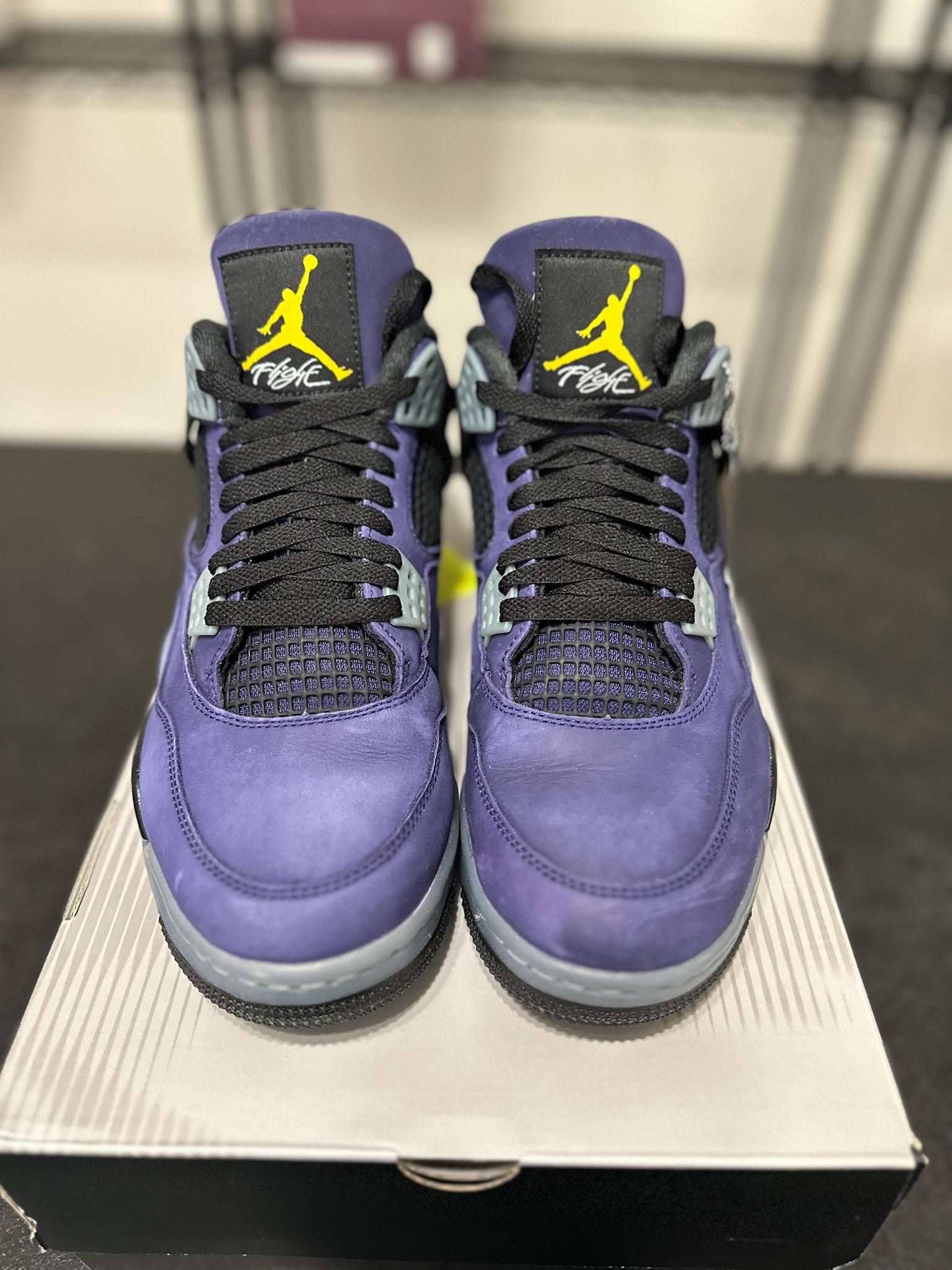 Size 11 - J4 Lakers