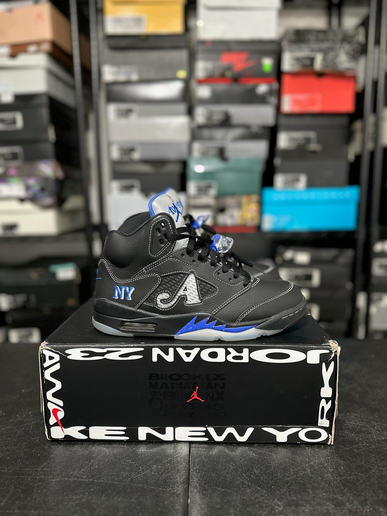 Size 8.5 - J5 Awake NY Black