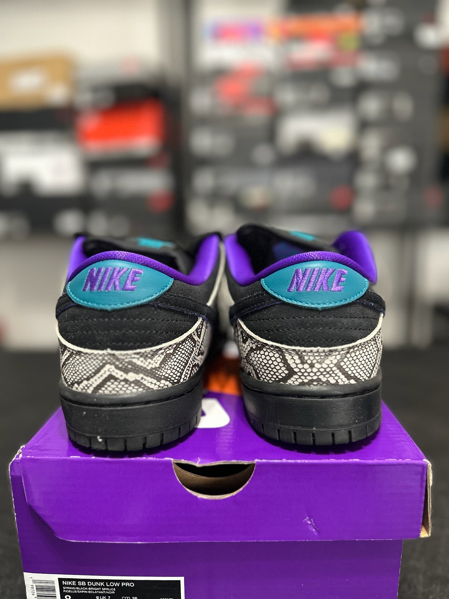 Size 8 - sb dunk low Dashawn Jordan copperhead