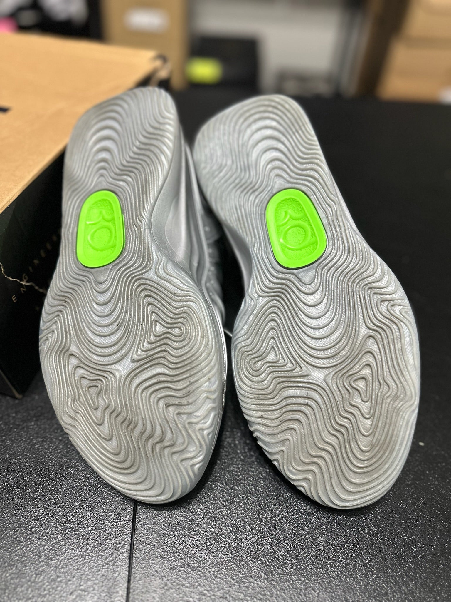 Size 10 - KD 18 EYBL