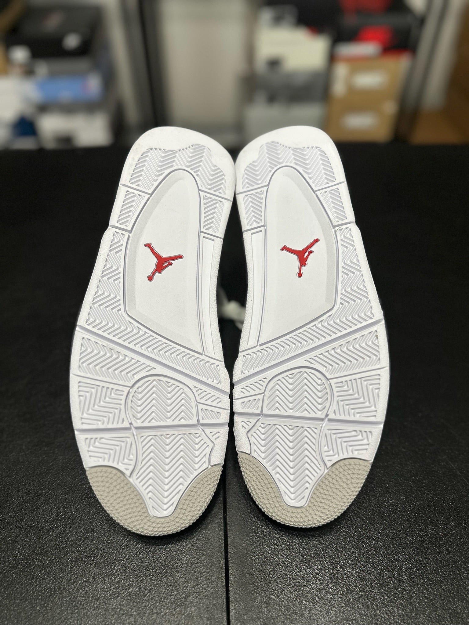 Size 11 - J4 White Oreo DS