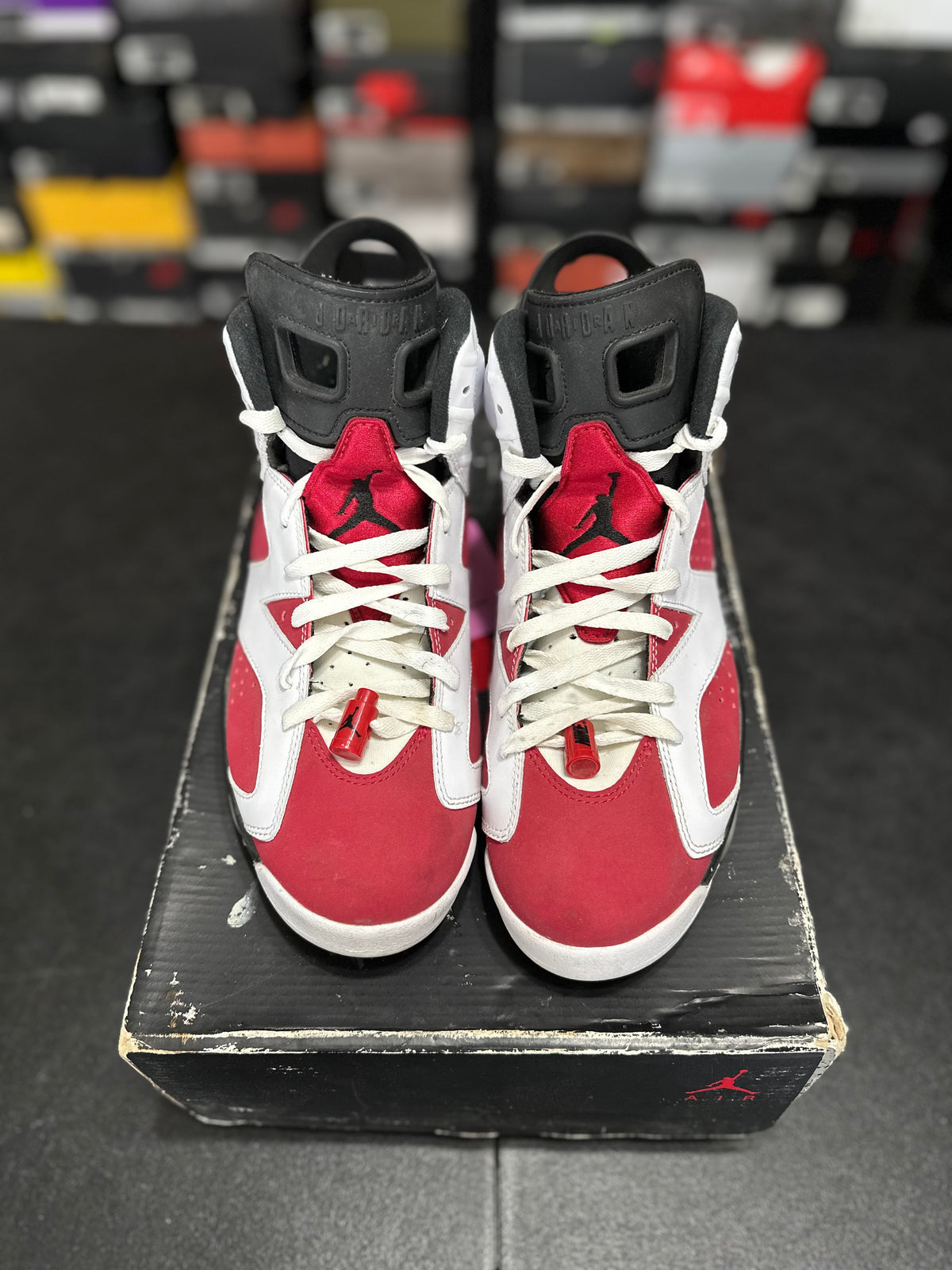 Size 9 - J6 carmine