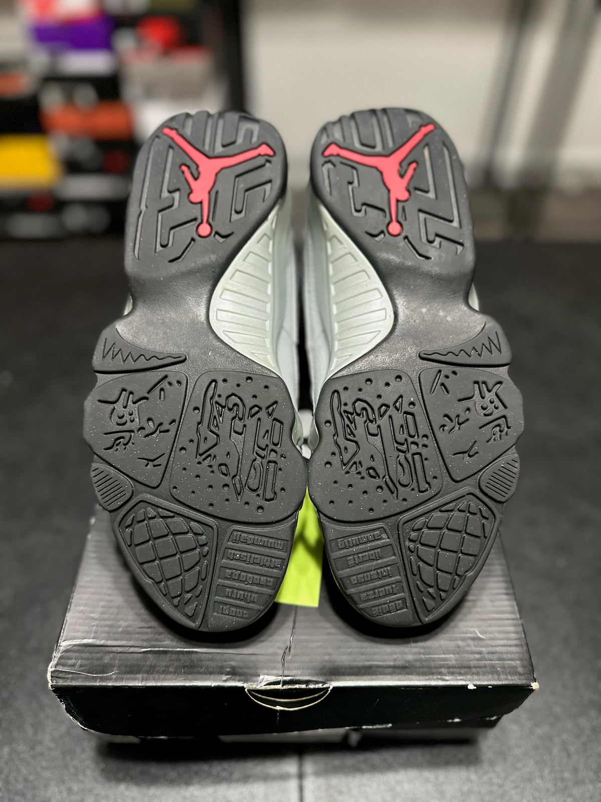 Size 8.5 - j9 Johnny Kilroy