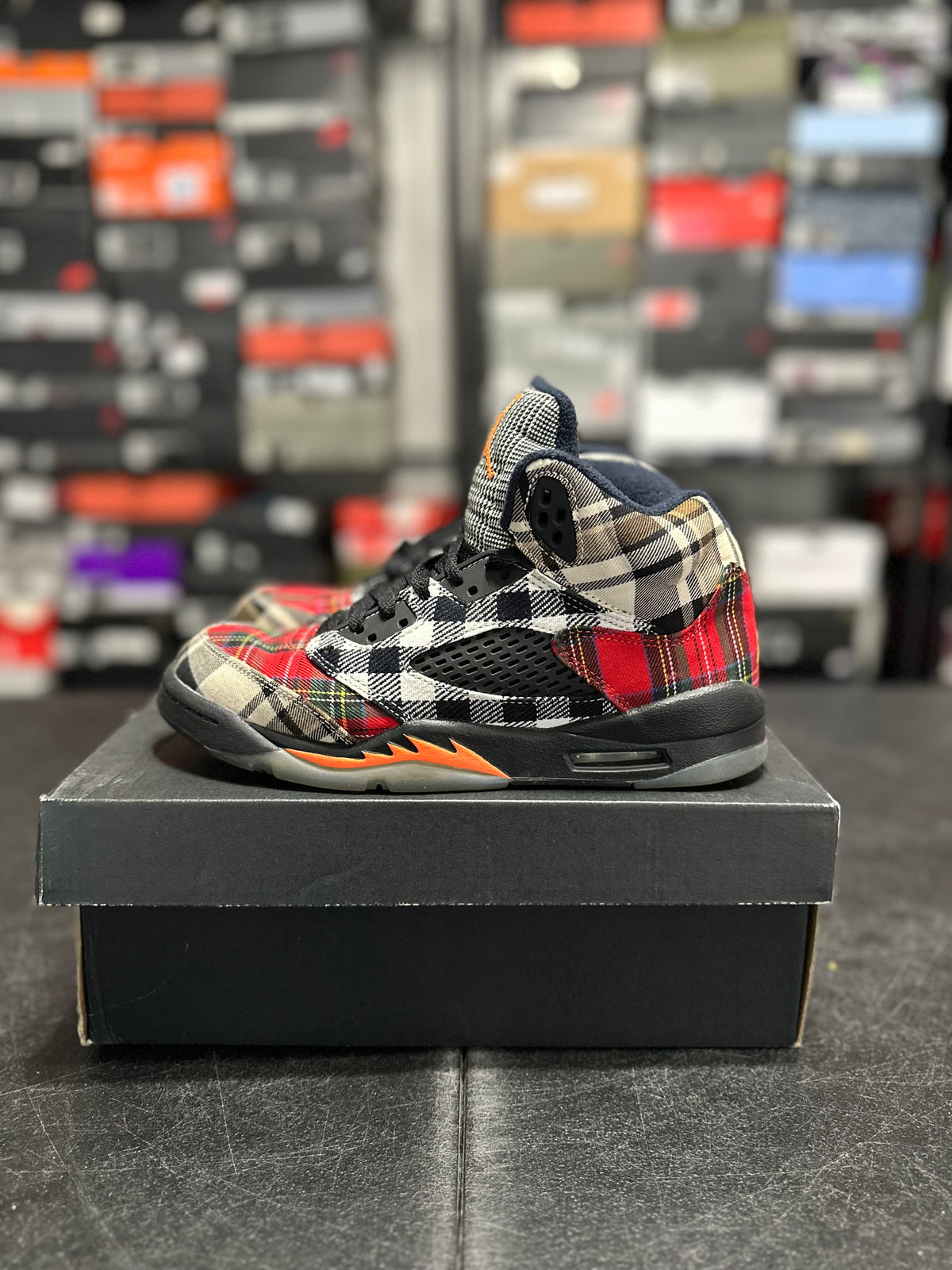 Size 7y - J5 plaid