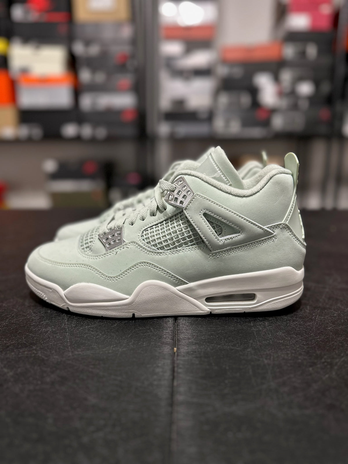 Size 10.5 - (12W) J4 Seafoam Sail DS