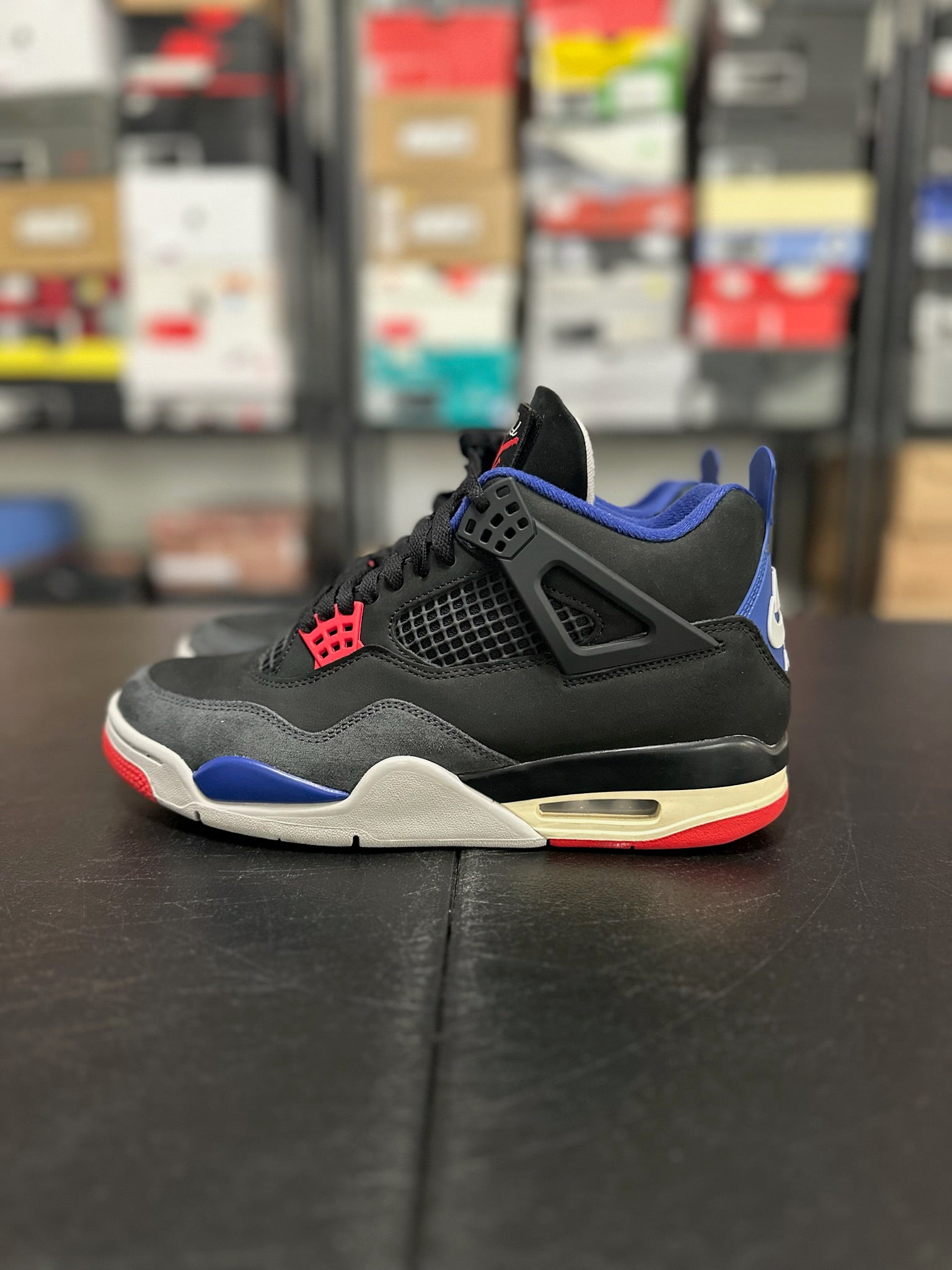 Size 9.5 - J4 Rare Air