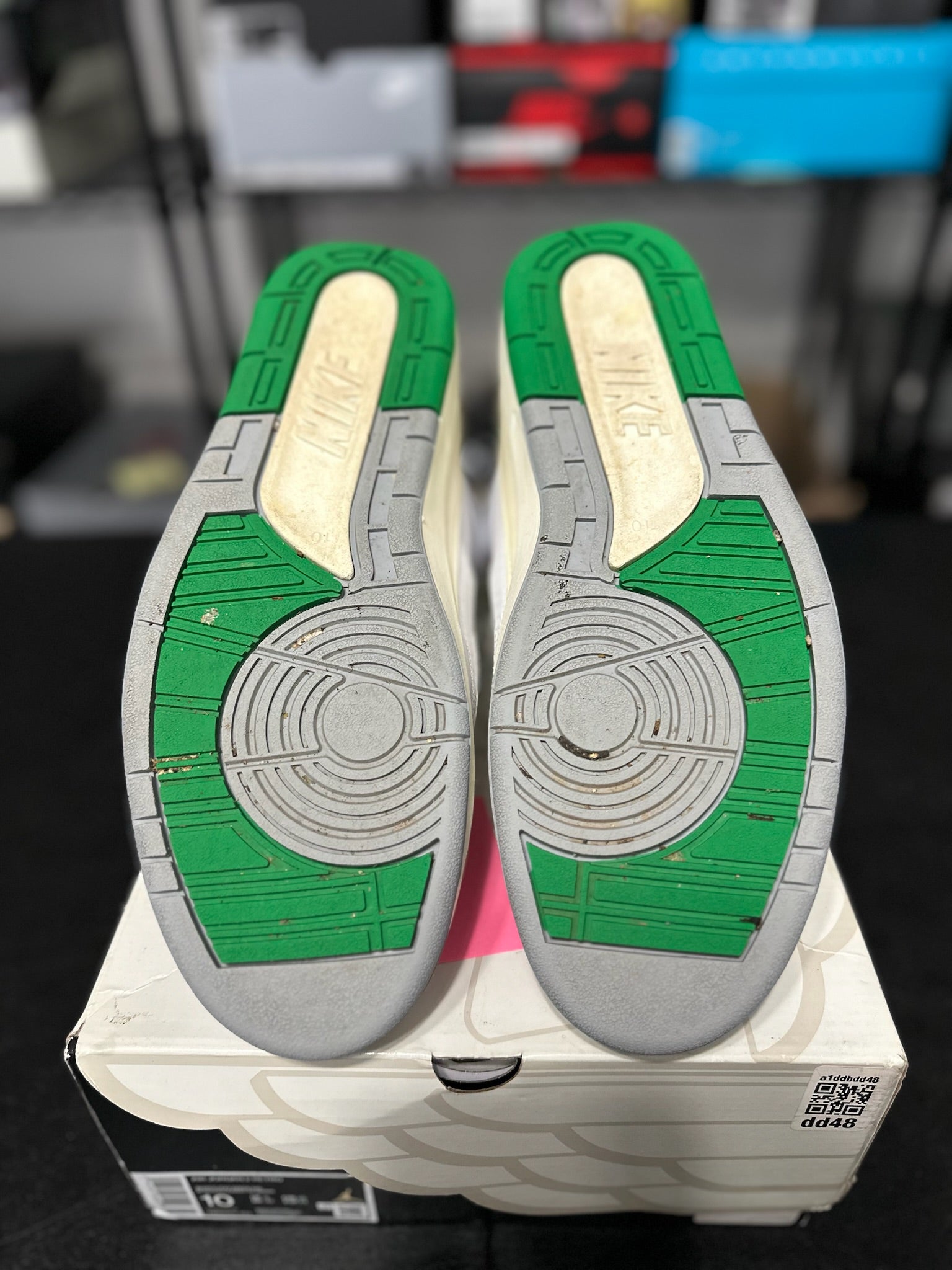 Size 10 - J2 Lucky Green