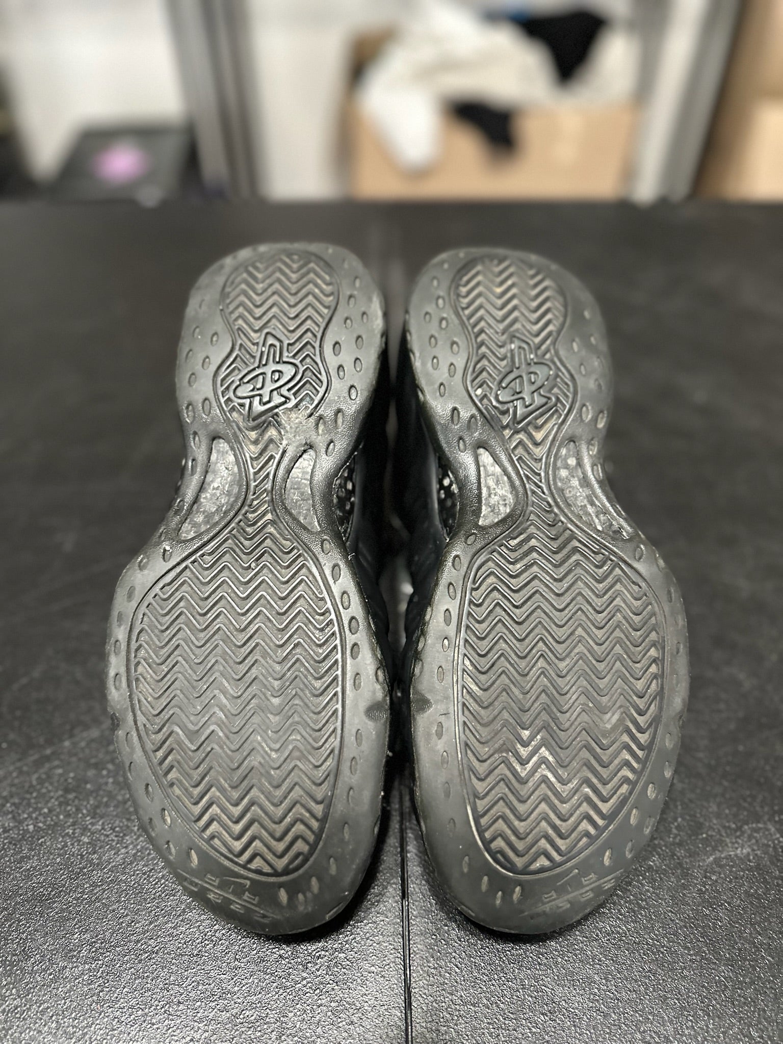 Size 9.5 - Foamposite 1 Anthracite