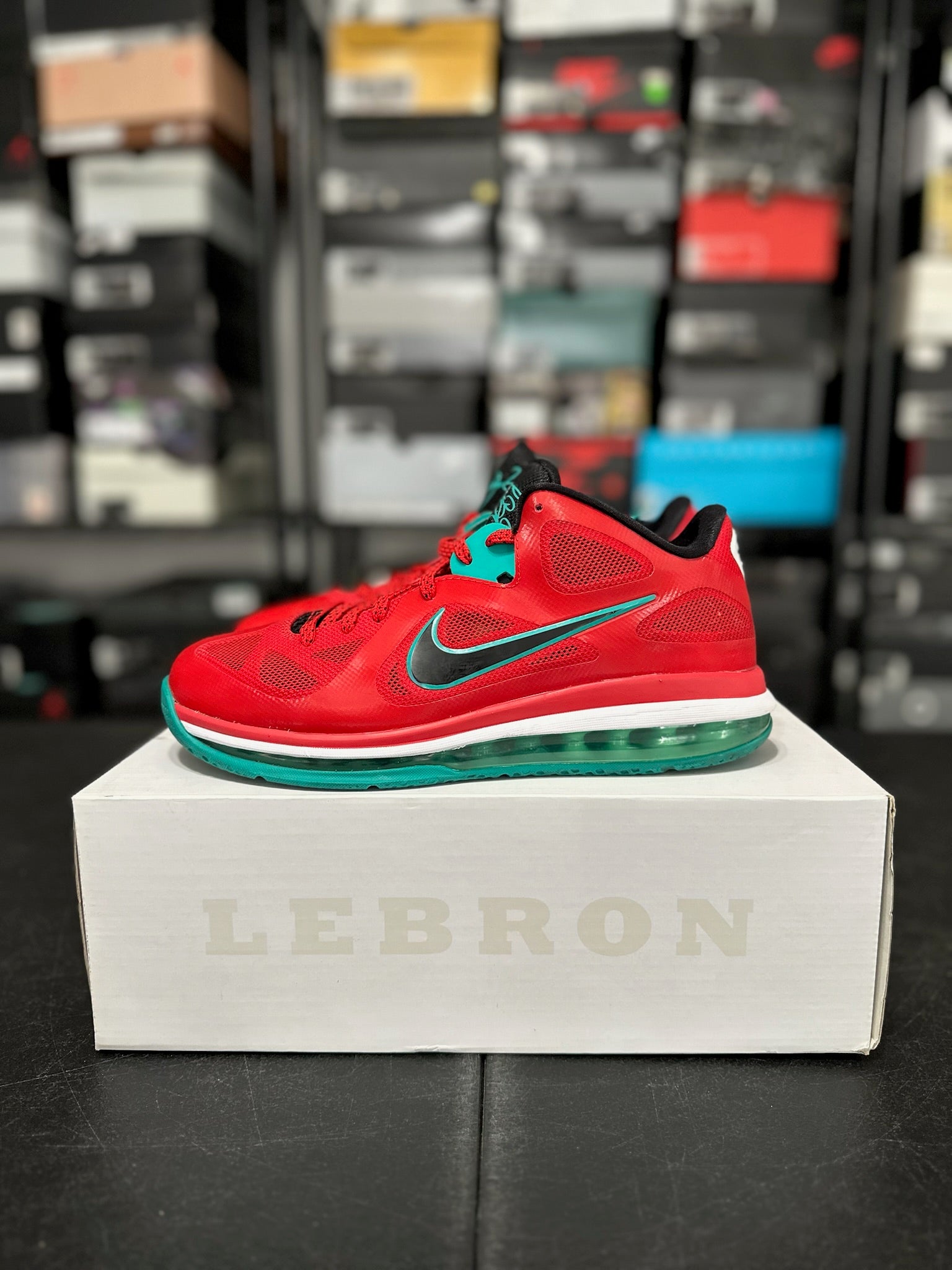 Size 9 - LeBron 9 Liverpool