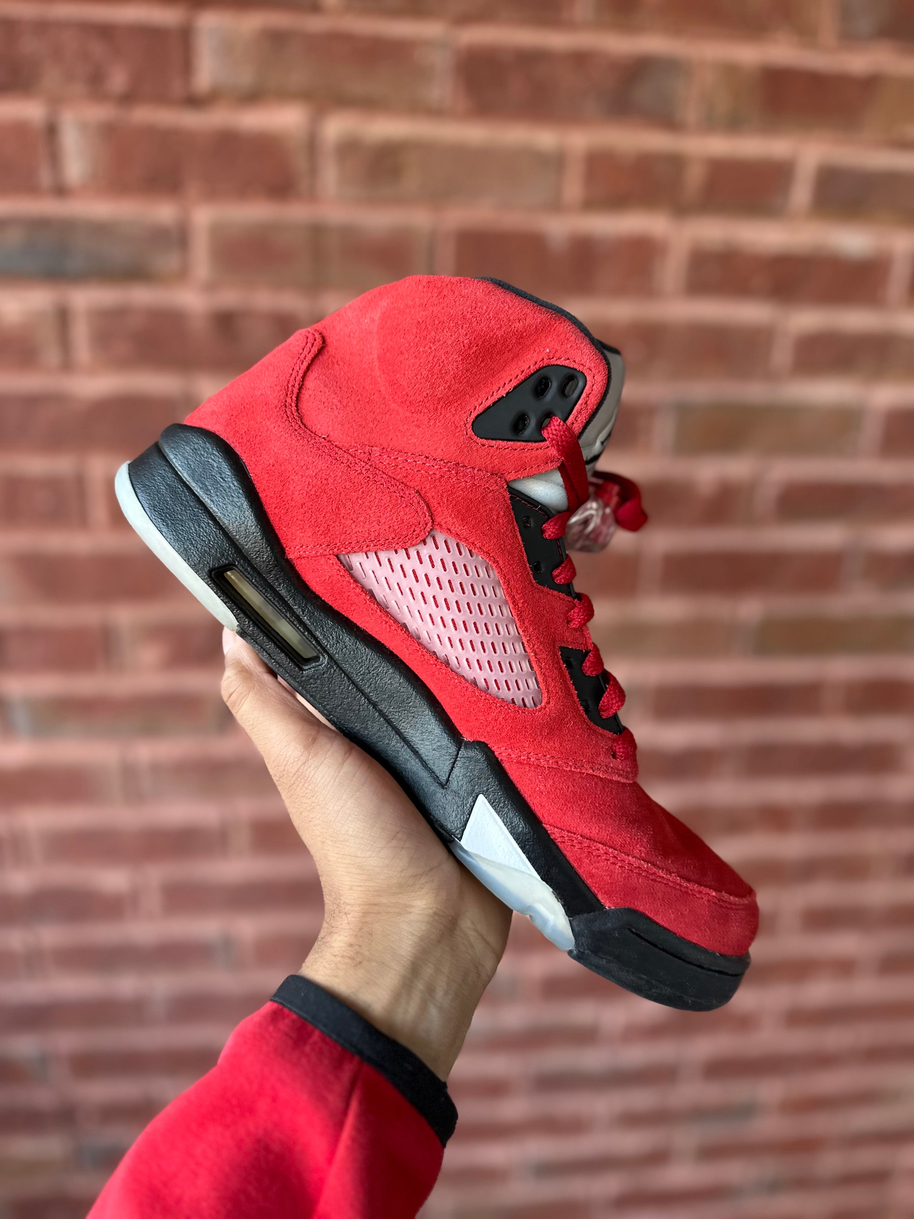 Size 11 - J5 raging bull