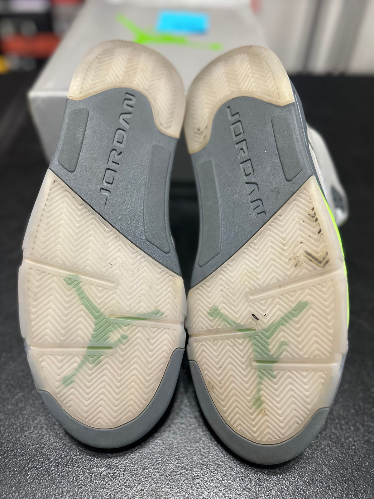 Size 11.5 - J5 green bean