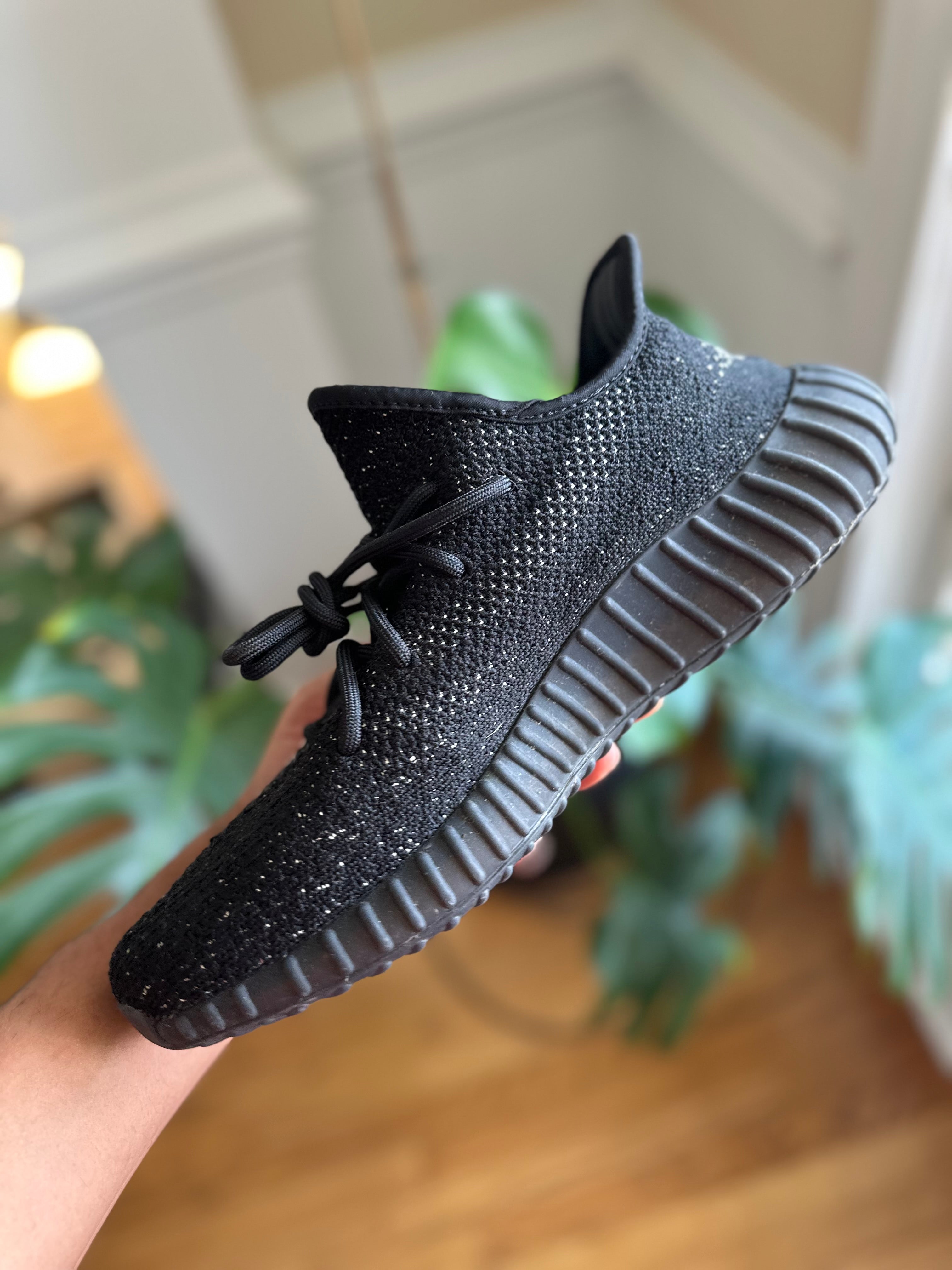 Size 12 - YZY 350 Oreo