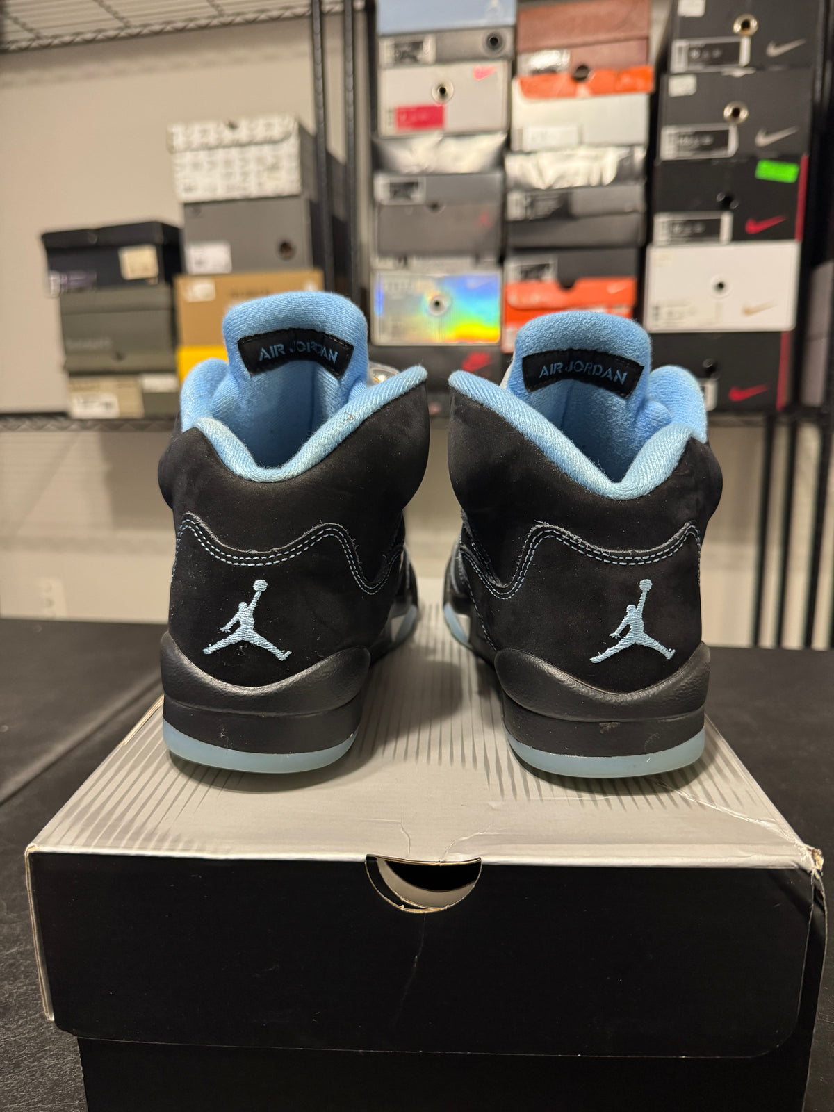 Size 5 - J5 black university blue